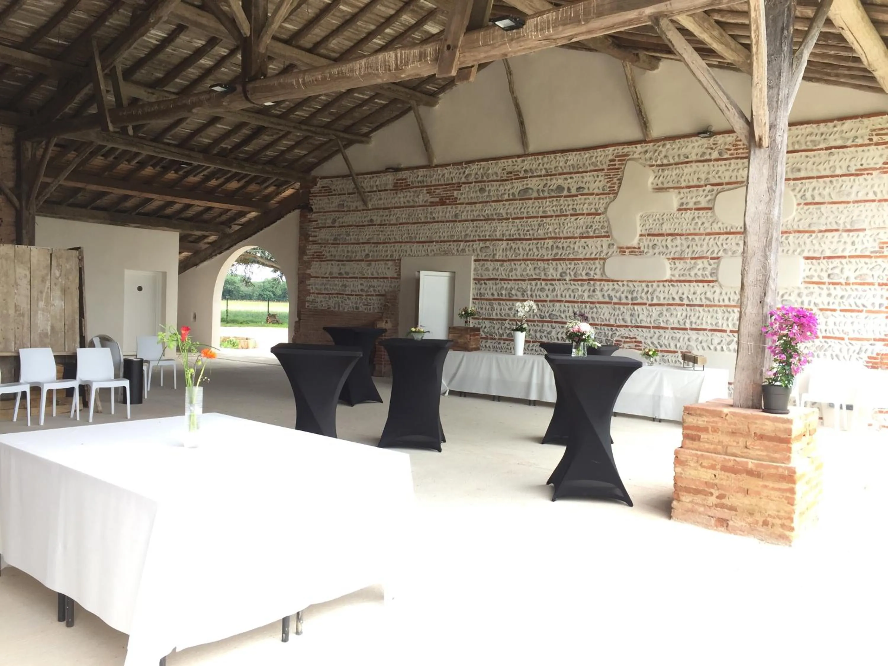 Banquet/Function facilities in La Garoffe
