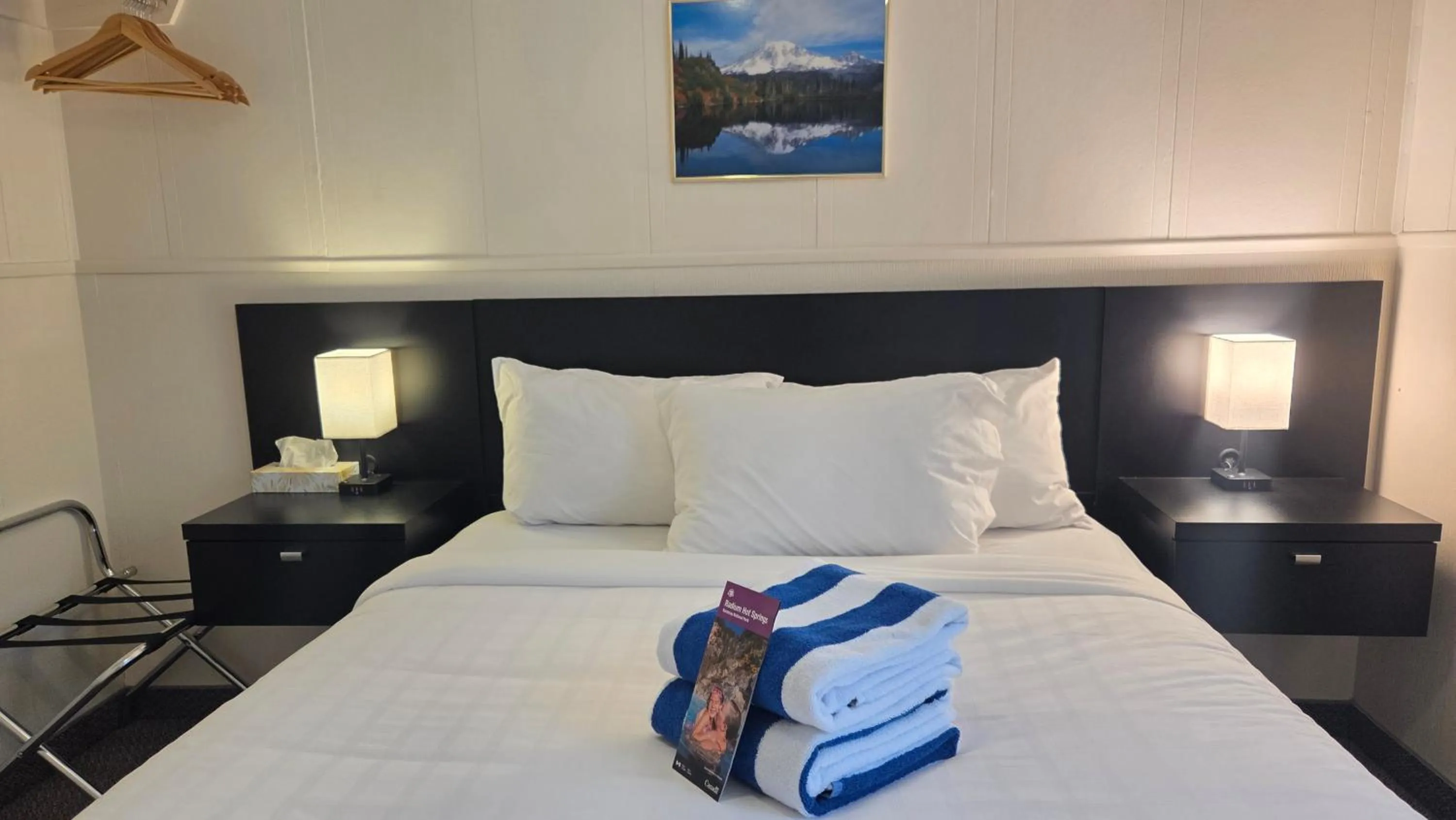 Bedroom, Bed in Lido Motel