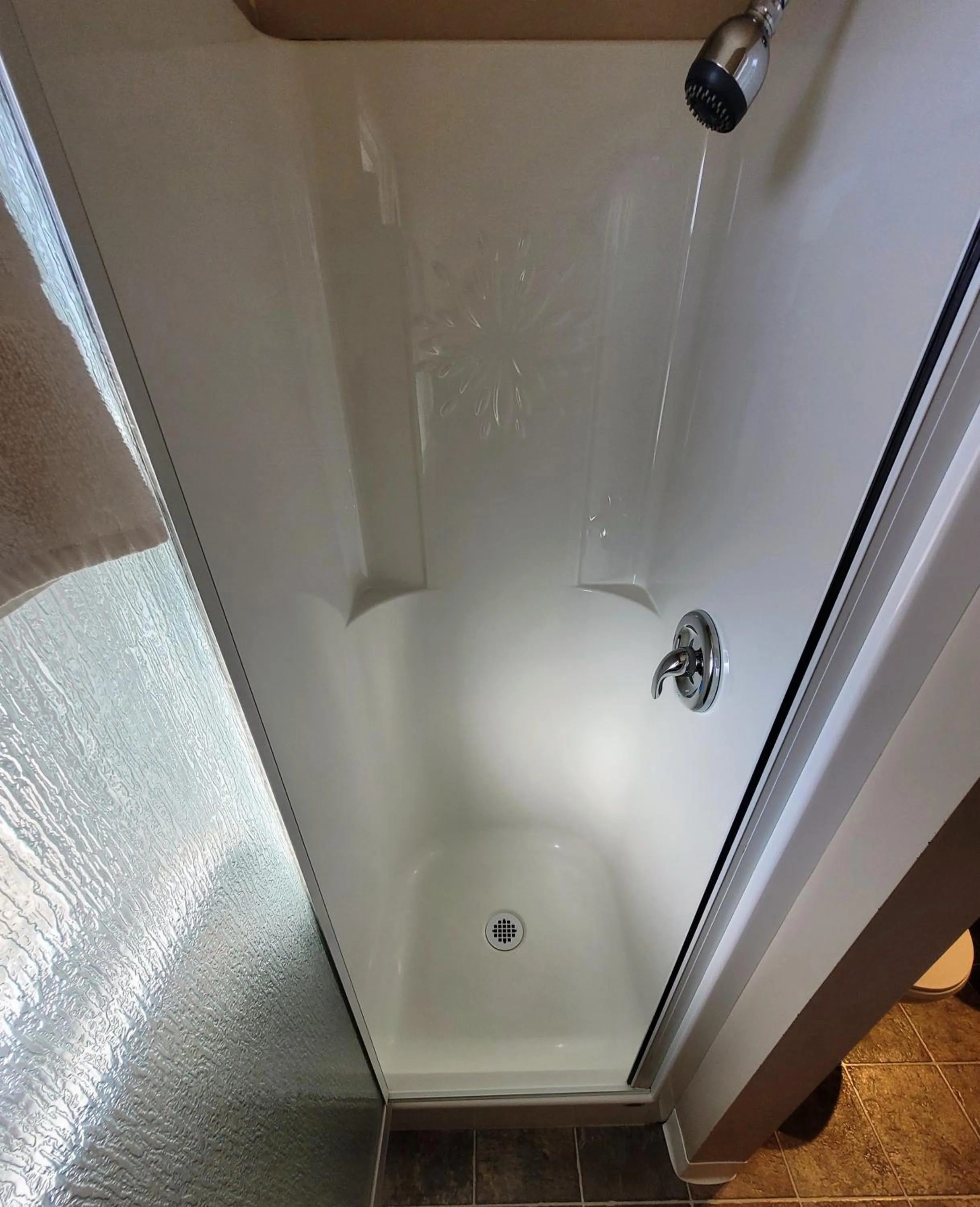 Shower in Lido Motel