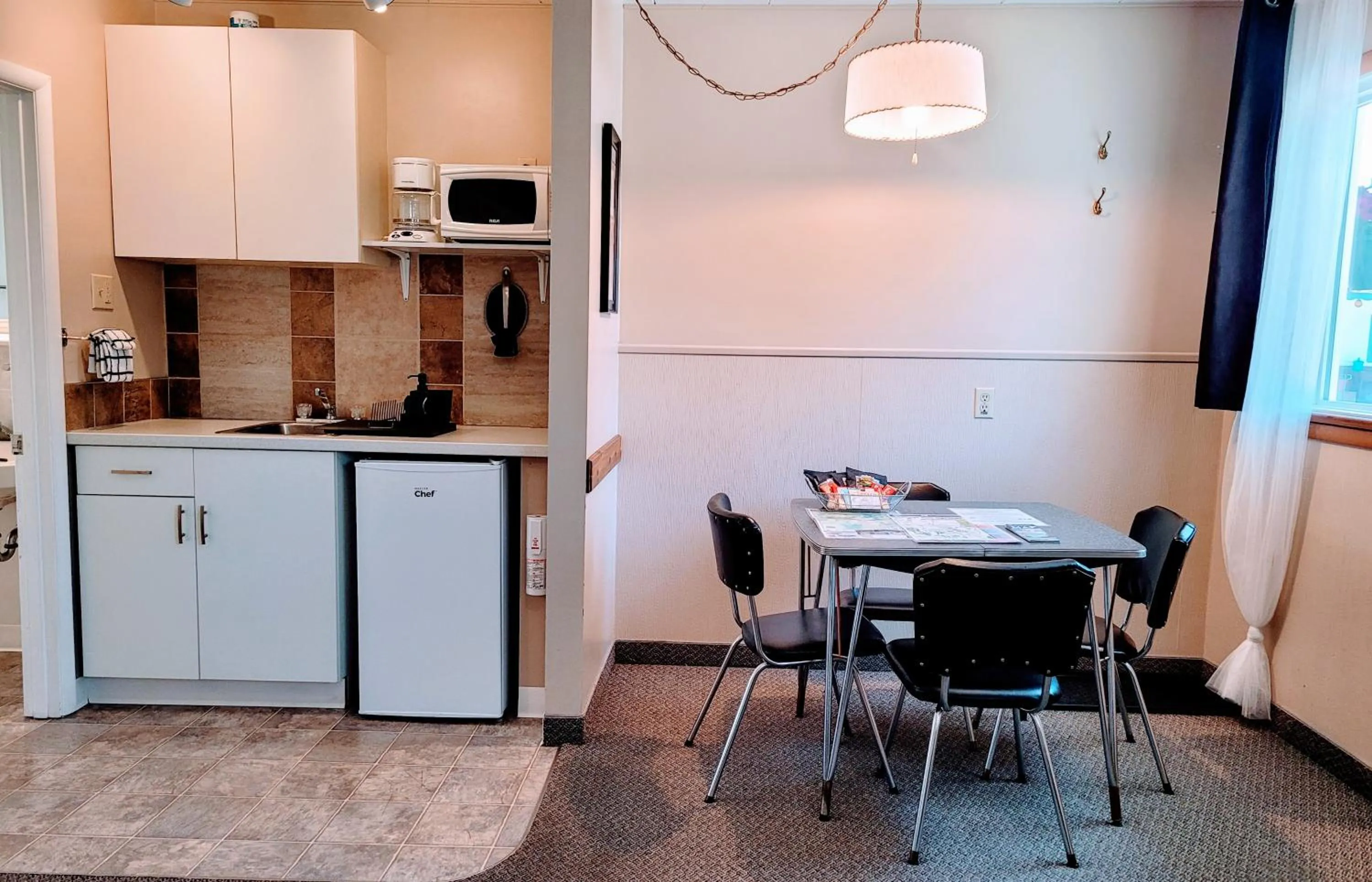 Living room in Lido Motel