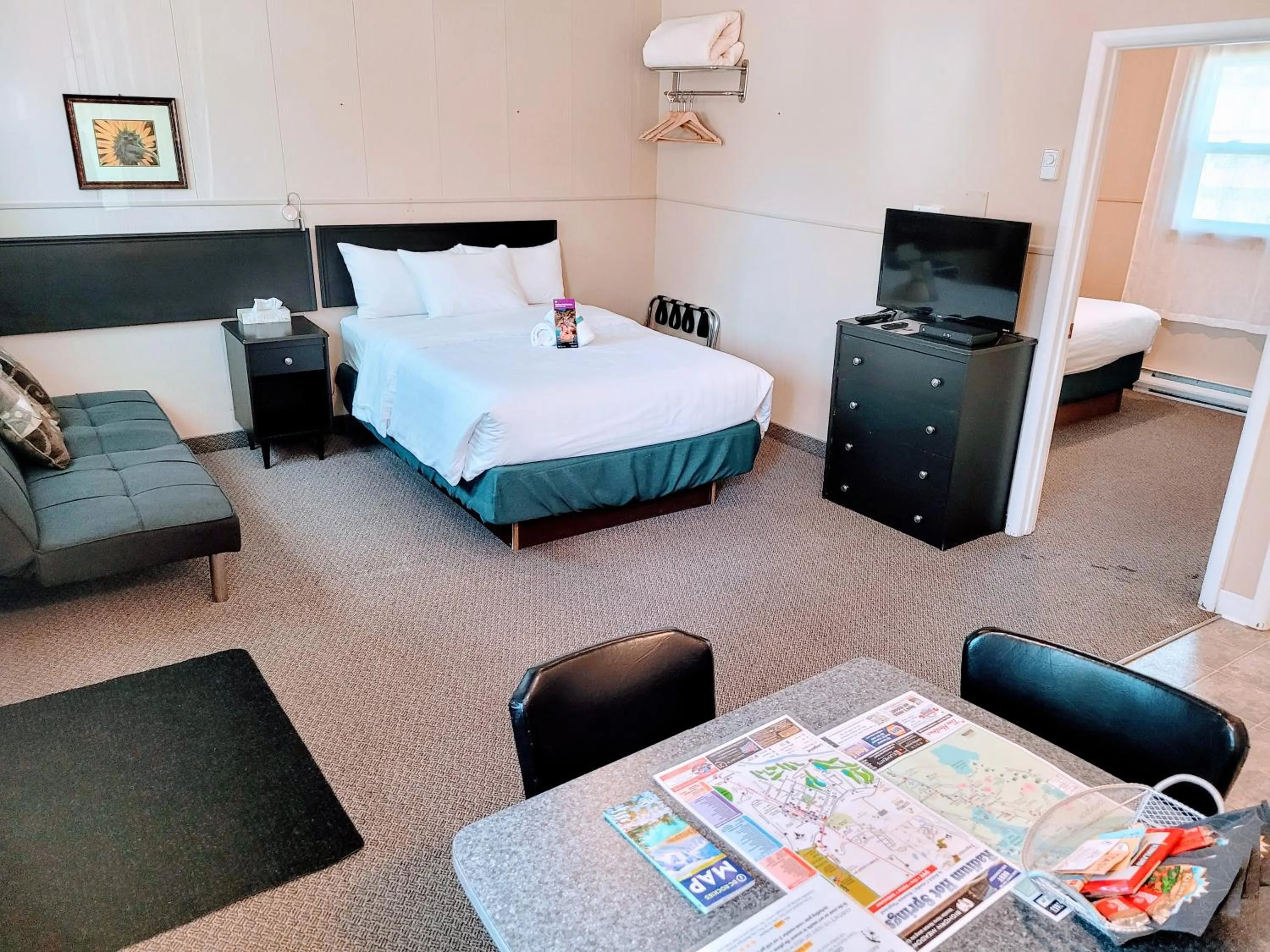 Living room in Lido Motel