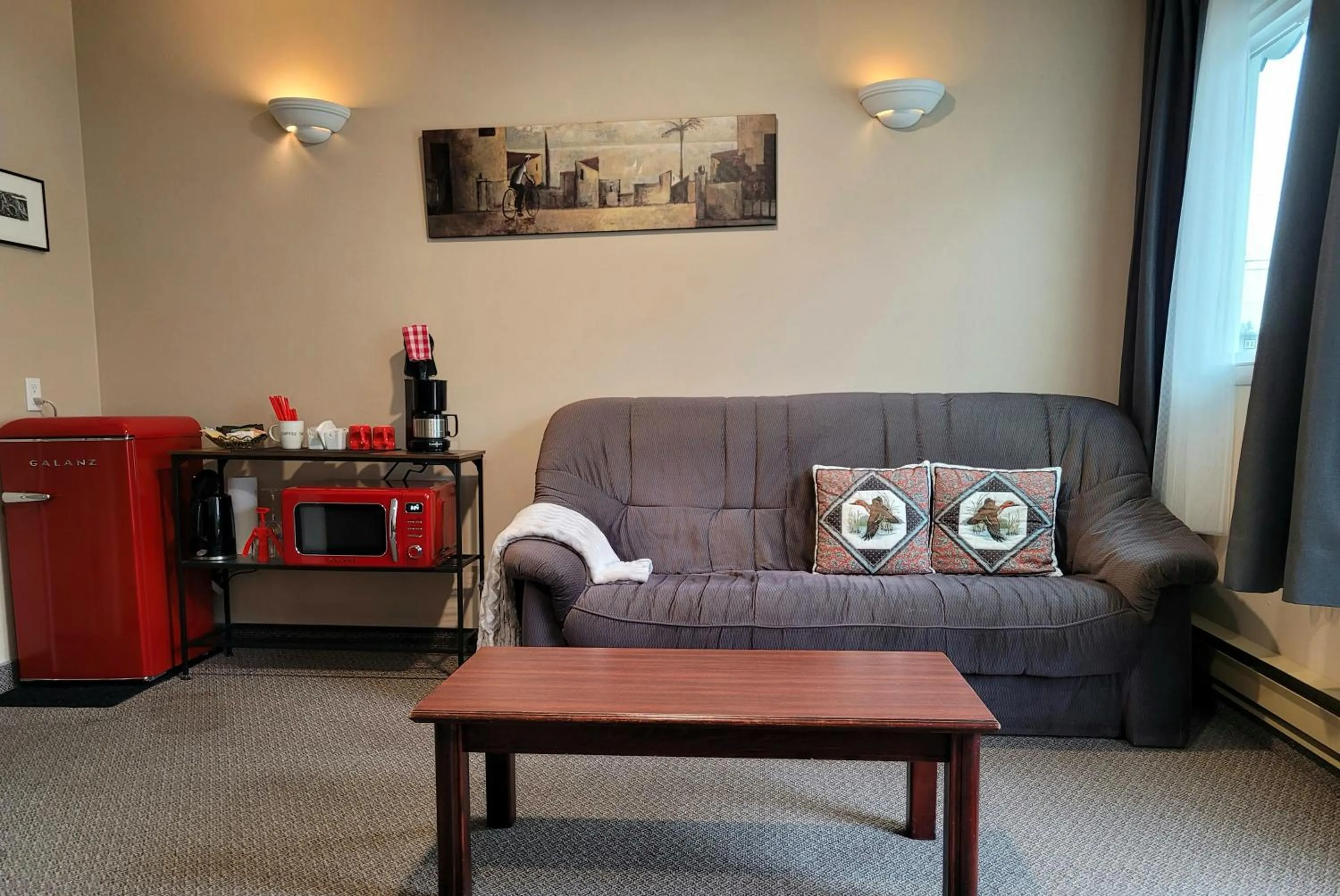 Coffee/tea facilities in Lido Motel