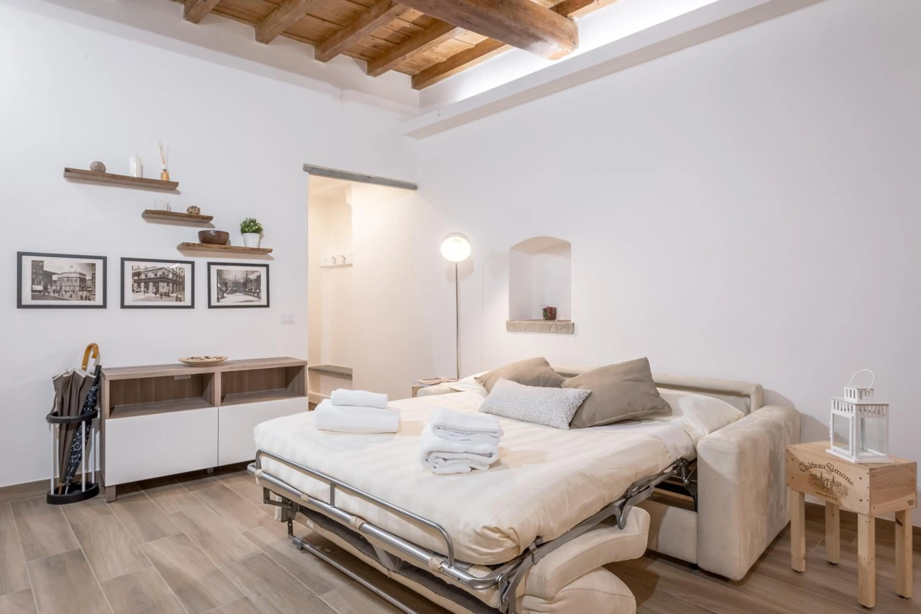 Bed in Santa Croce Place by Mmega