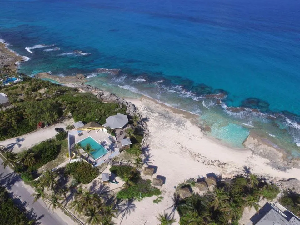 Property building in Stella Maris Resort Club