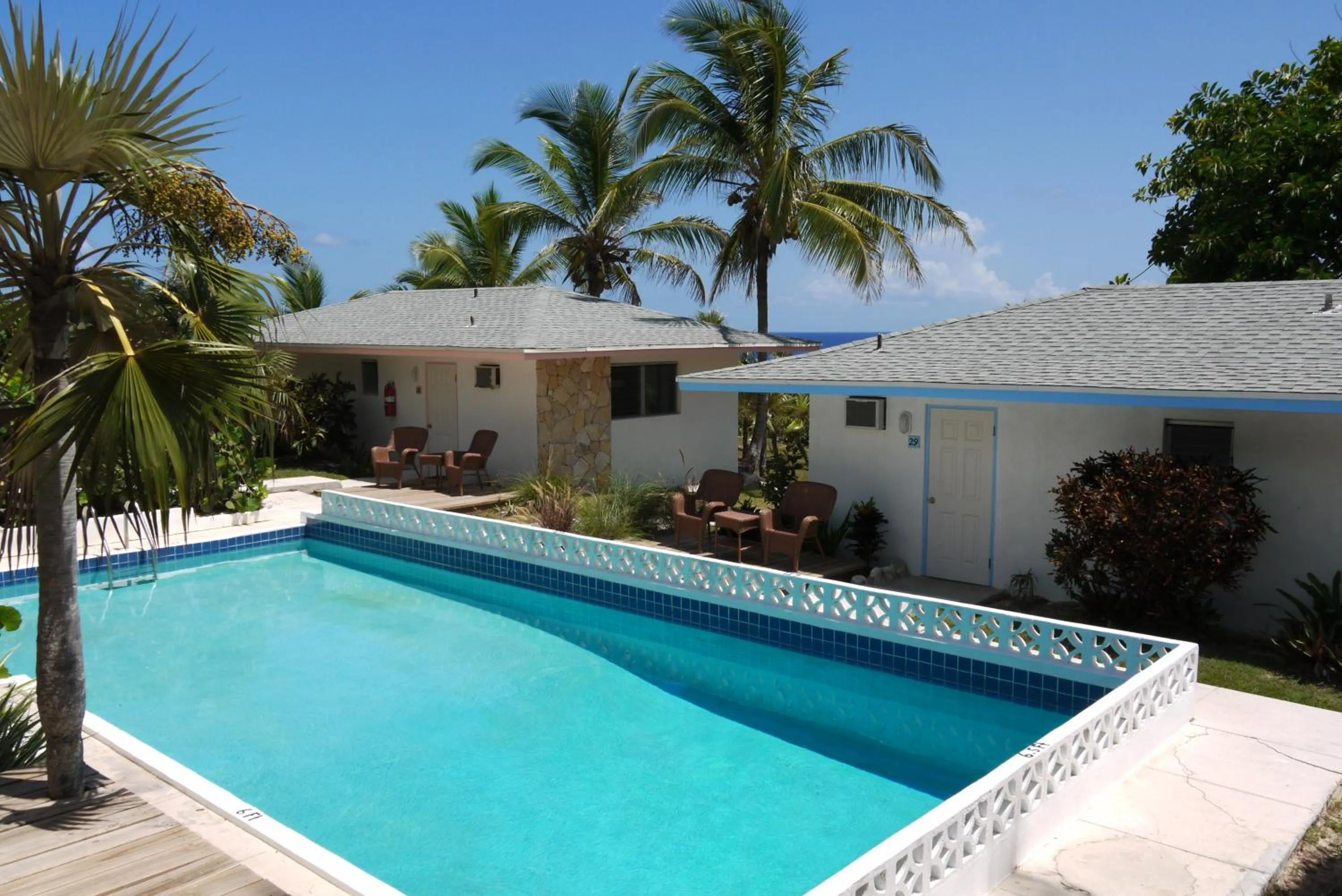 Swimming pool in Stella Maris Resort Club
