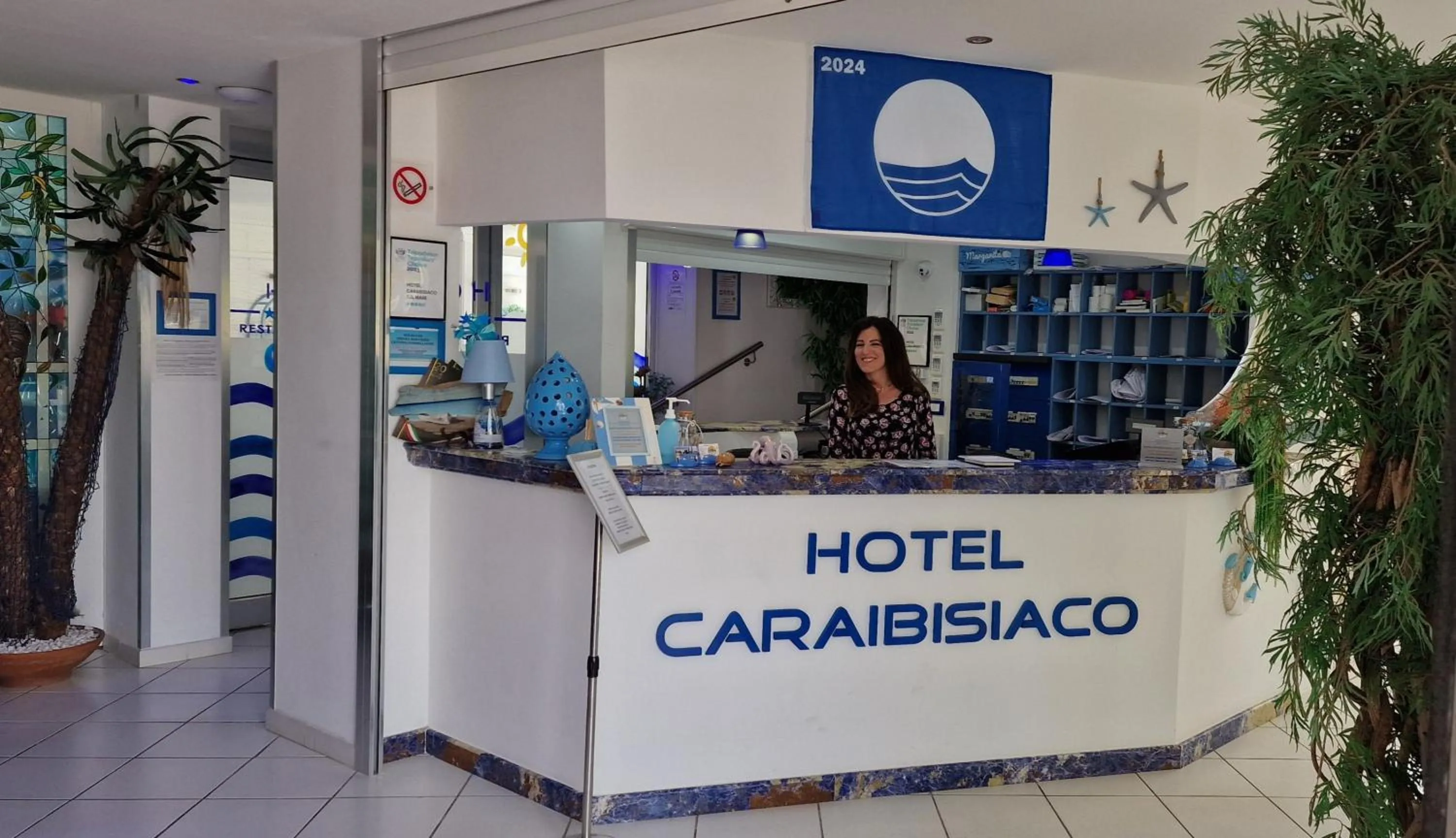 Lobby or reception in Hotel Caraibisiaco sul mare