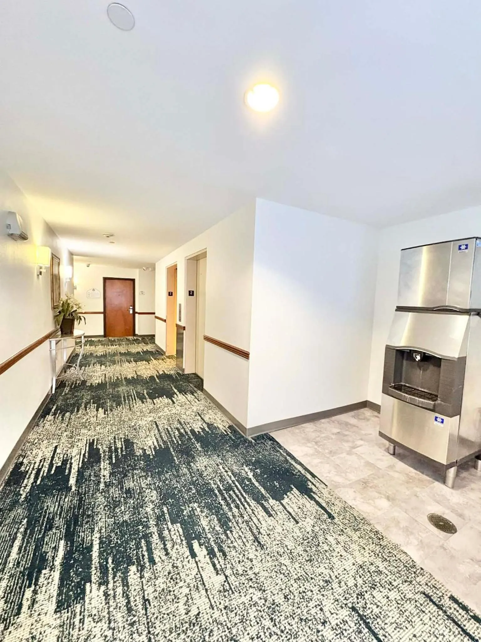 Property building in Wingate by Wyndham Houma