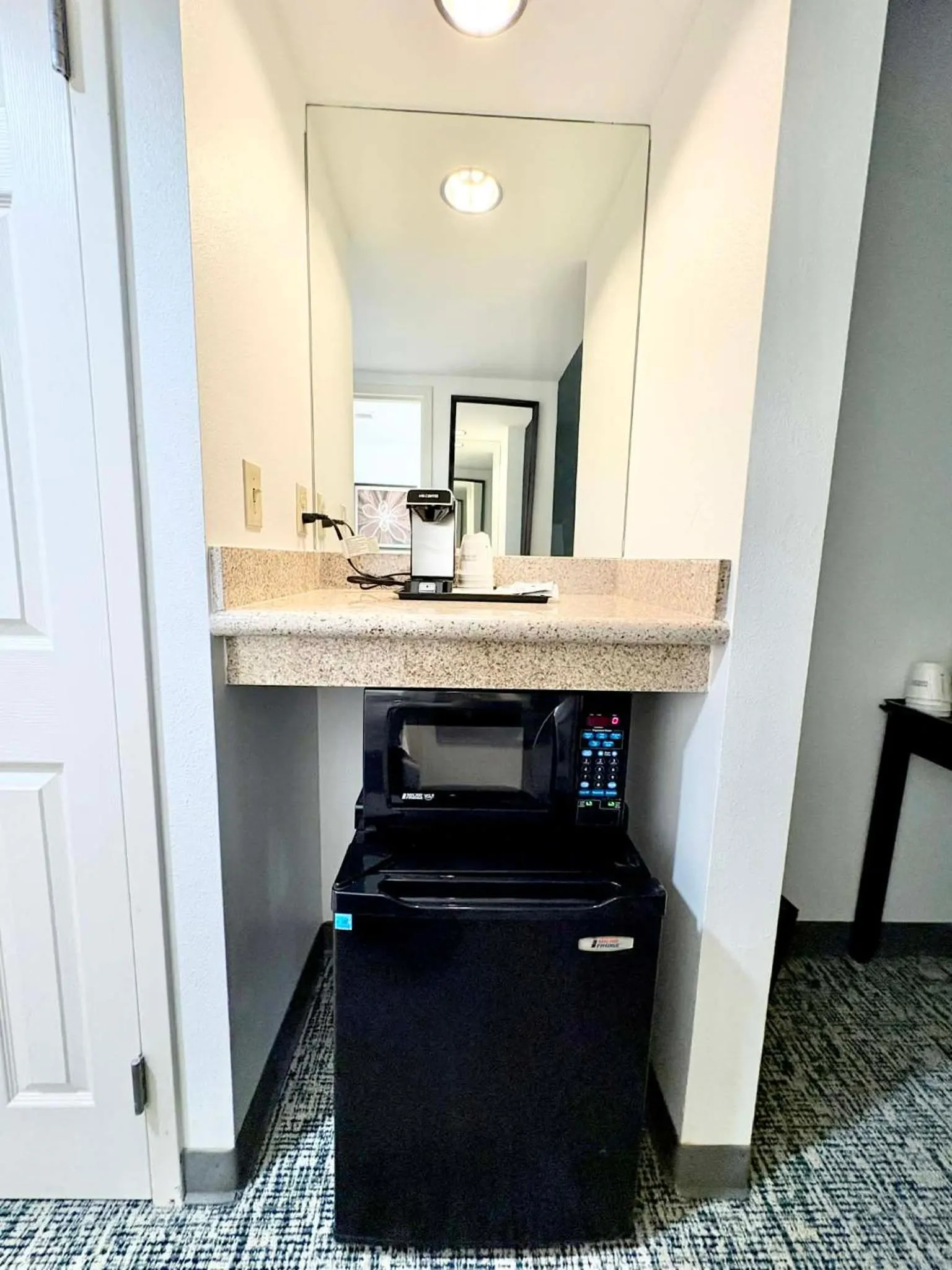 Kitchen or kitchenette in Wingate by Wyndham Houma