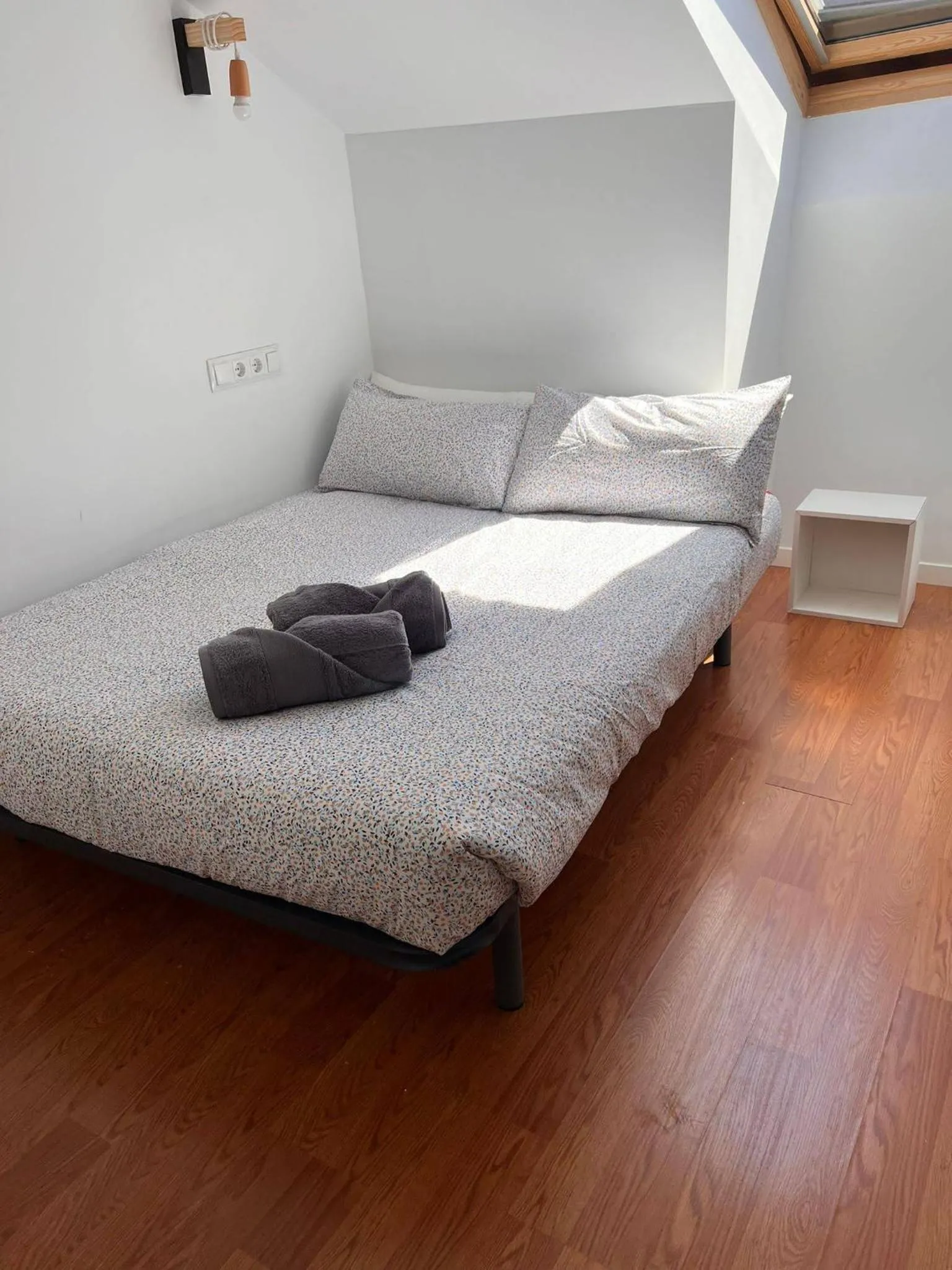 Bed in Onefam Madrid