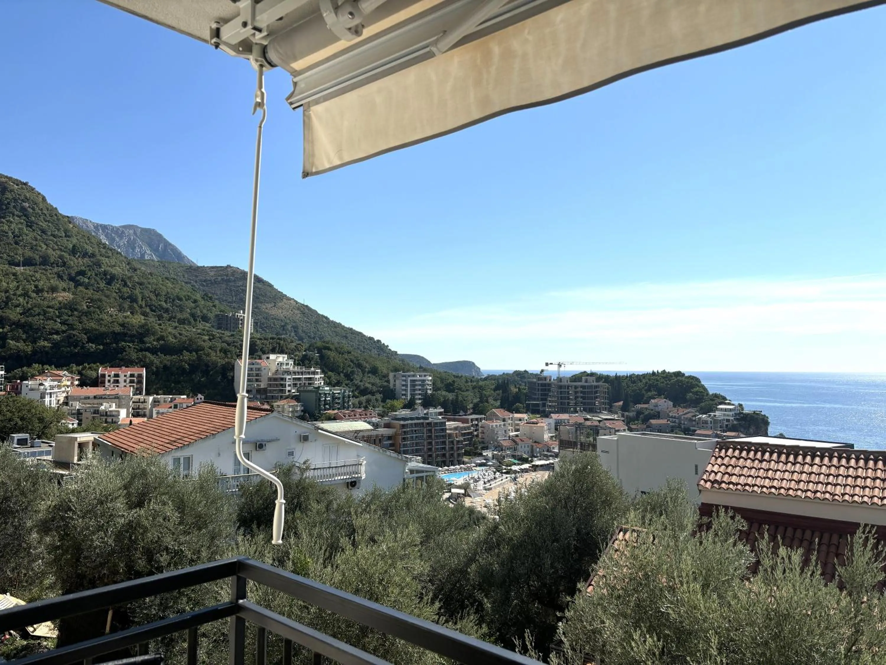 Villa Mona 2