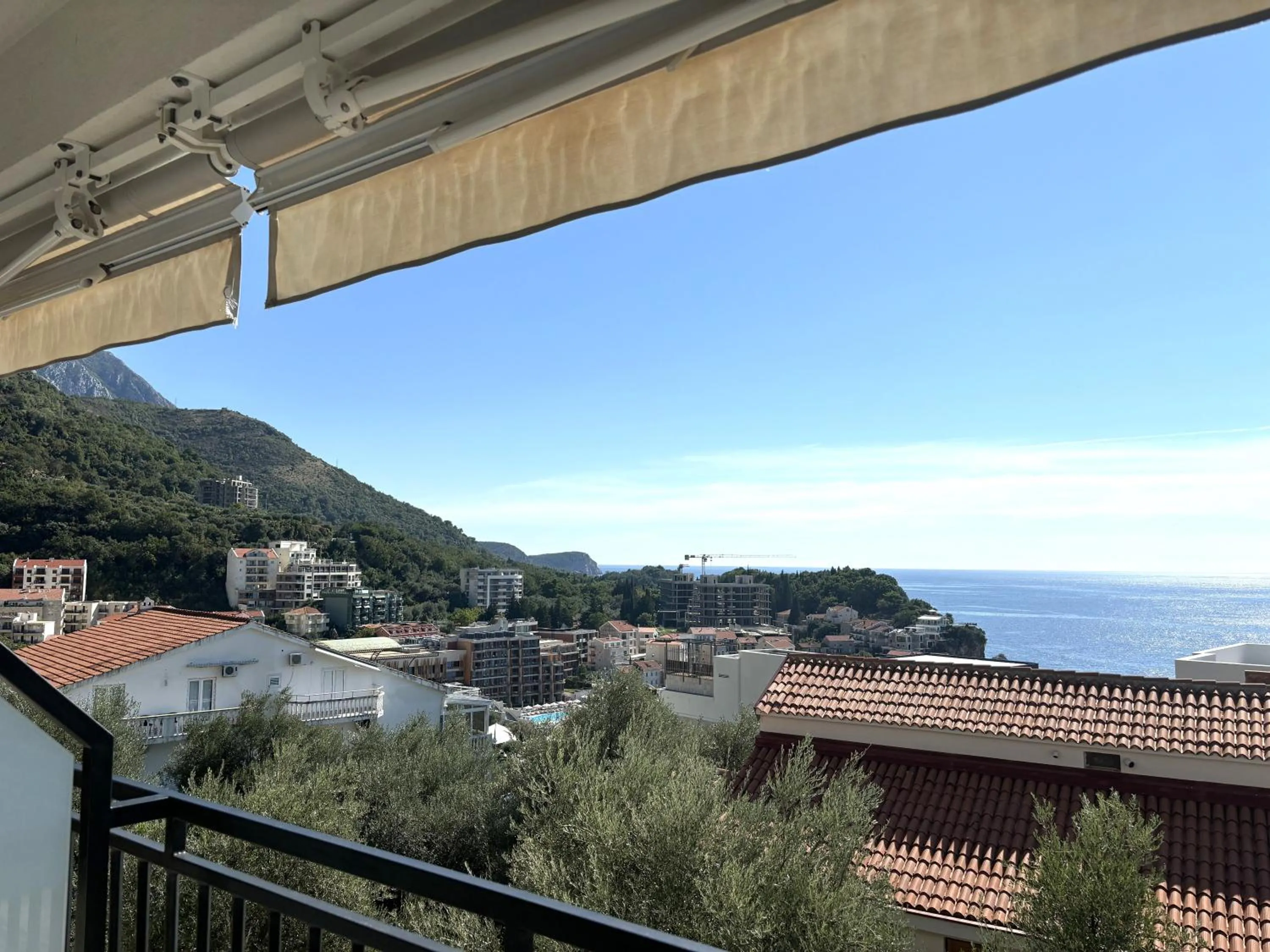 Villa Mona 2