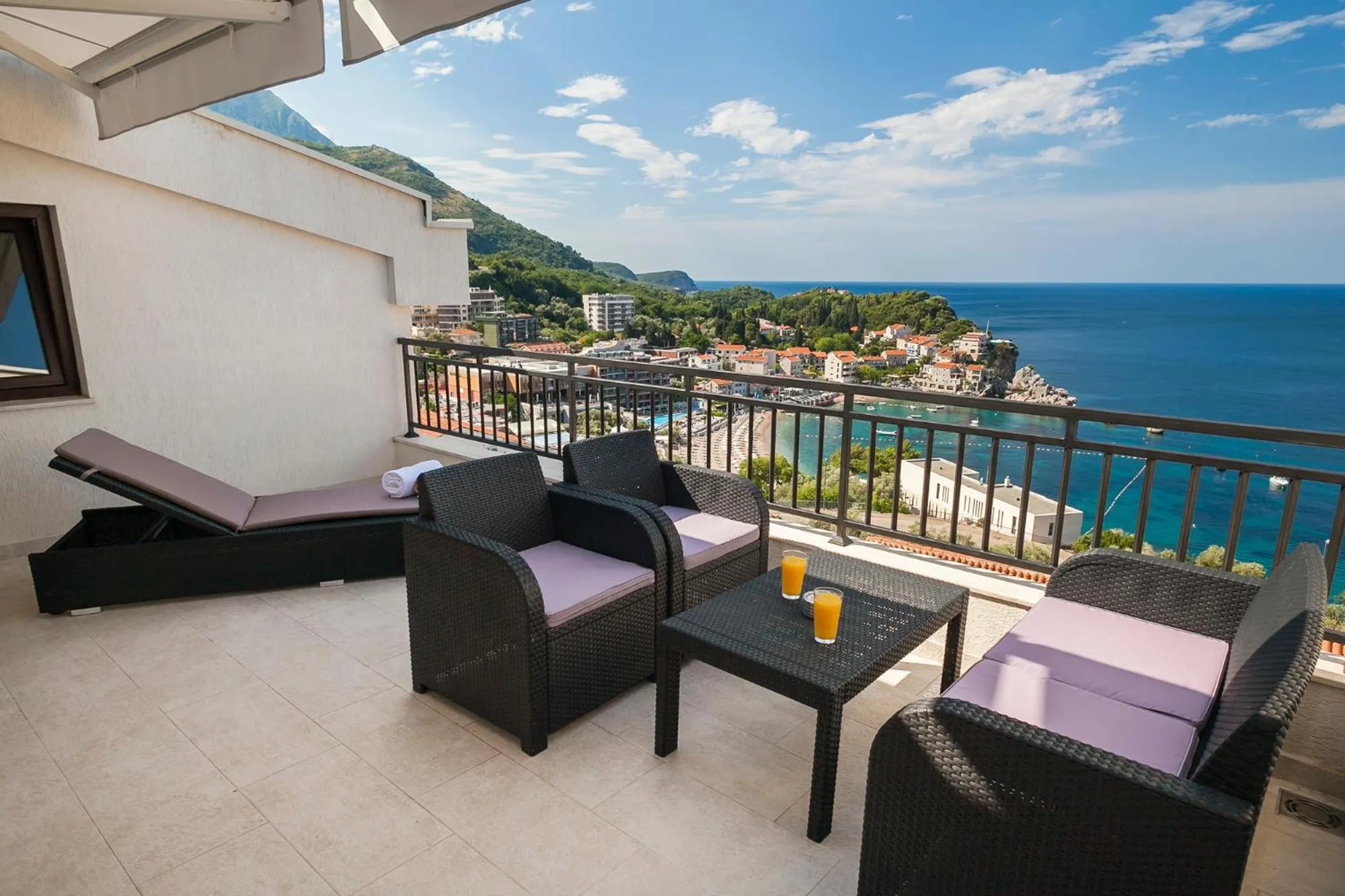 Villa Mona 2