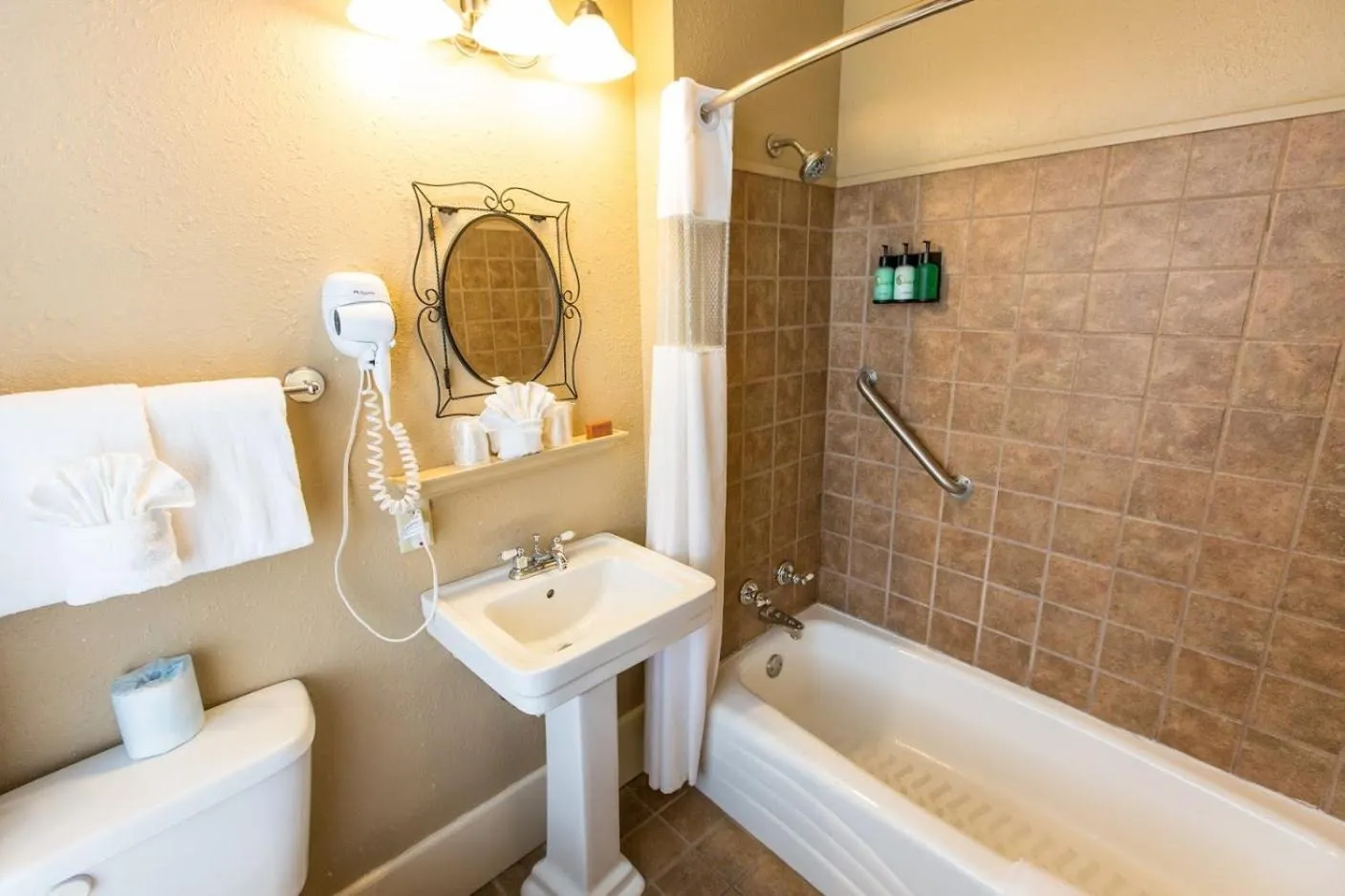 Bathroom in 1905 Basin Park Hotel