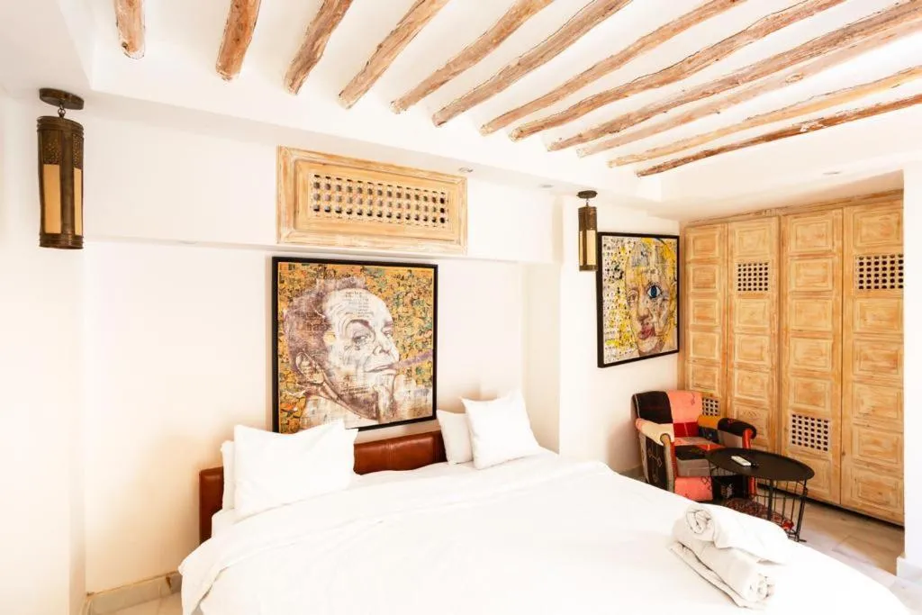 Photo of the whole room, Bed in BCK Art Riad