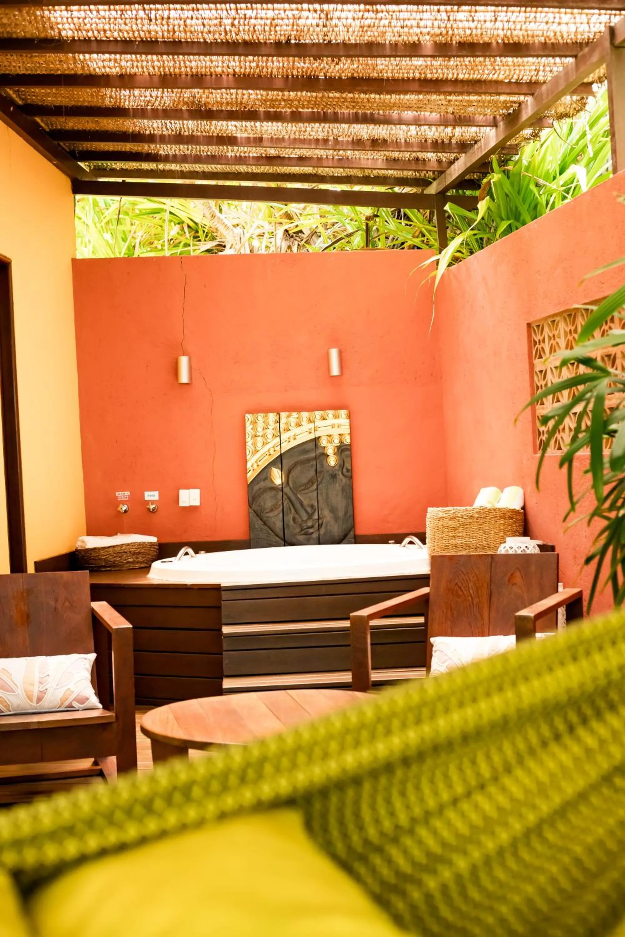 Hot Tub in Villa Côté Sud Pousada De Charme - Pé na Areia