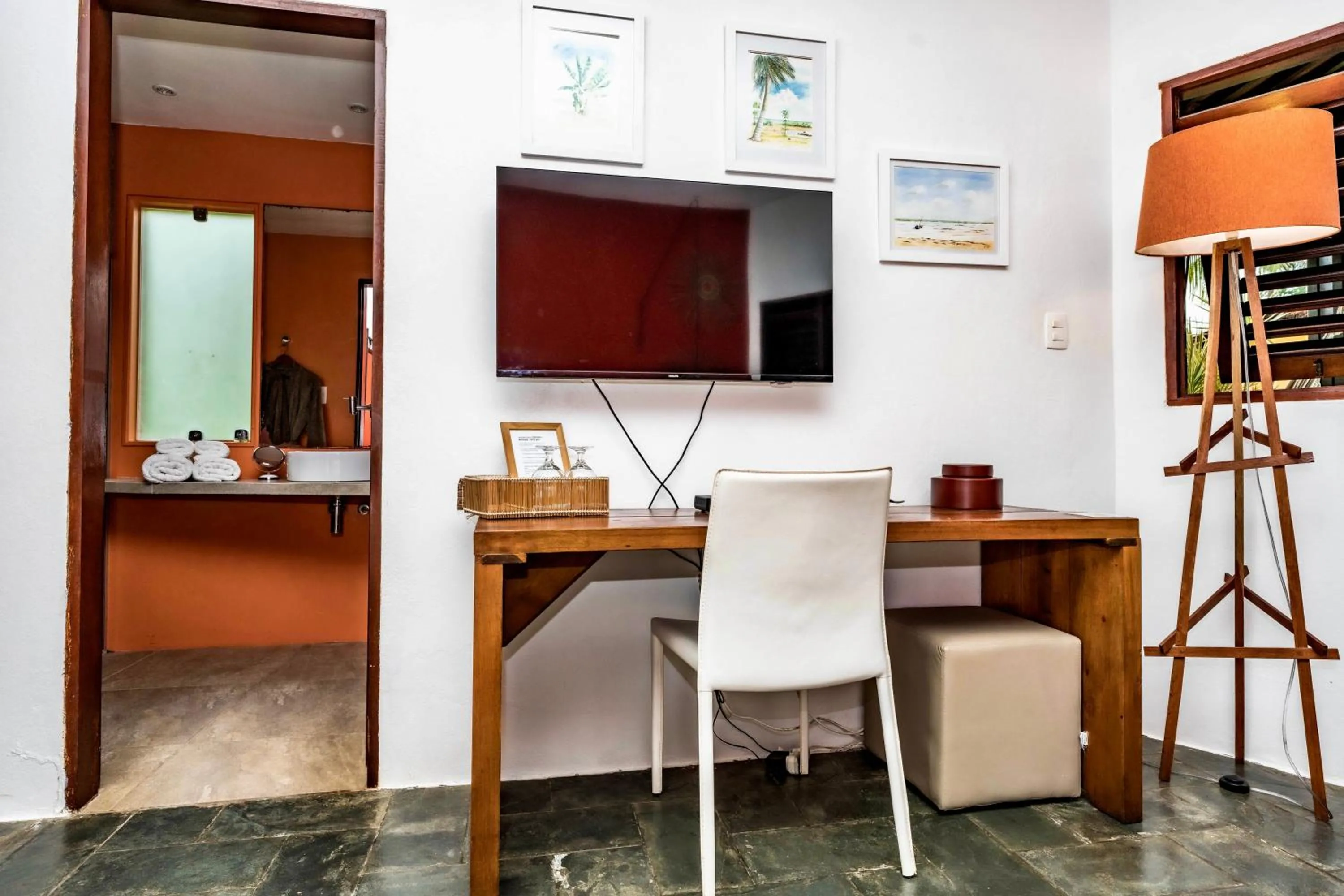 TV and multimedia in Villa Côté Sud Pousada De Charme - Pé na Areia