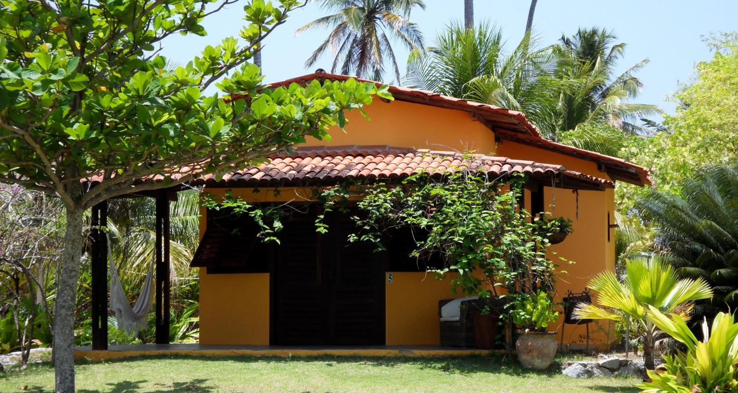 Garden in Villa Côté Sud Pousada De Charme - Pé na Areia