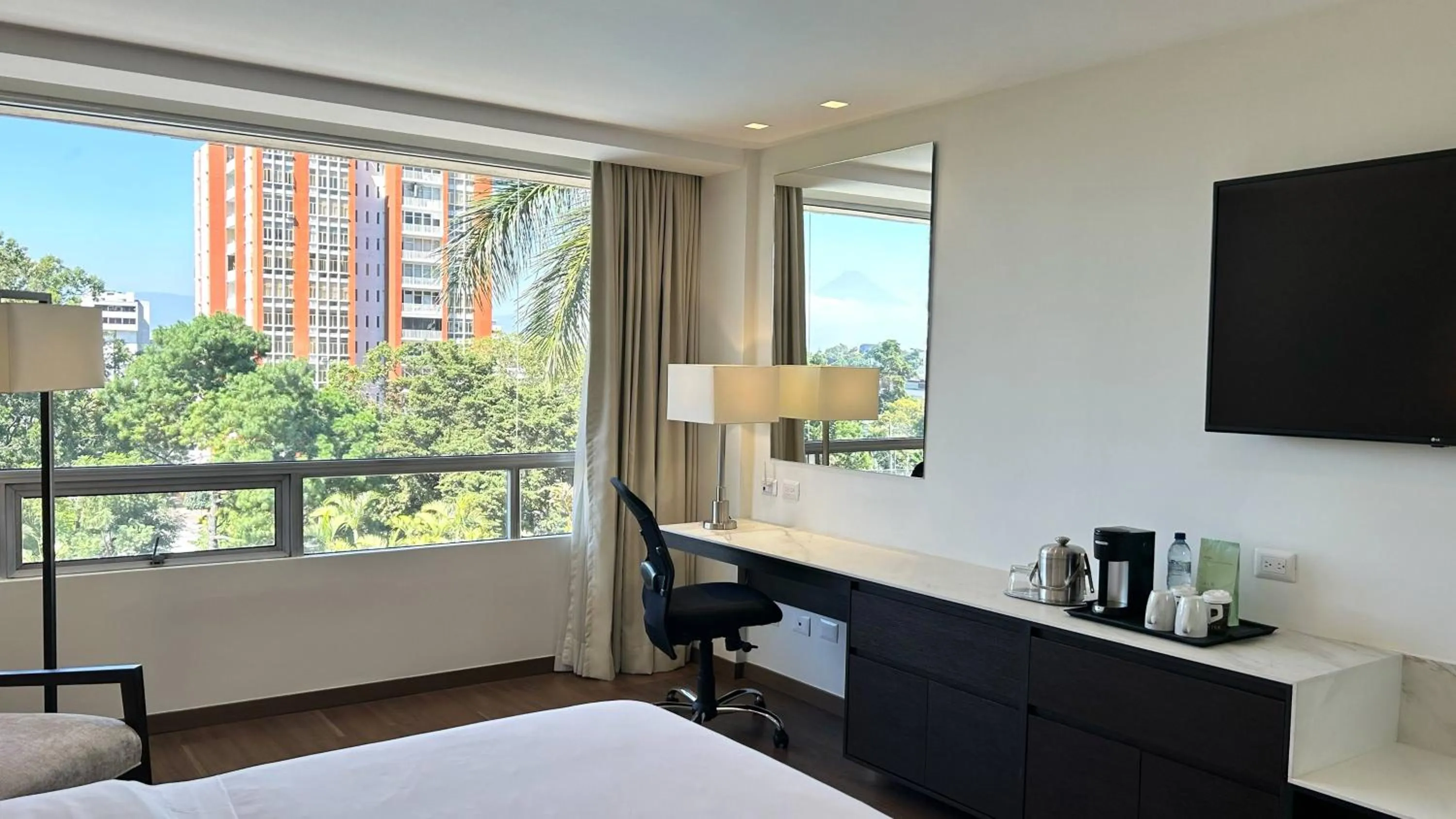 Bedroom, Bed in Hotel Biltmore