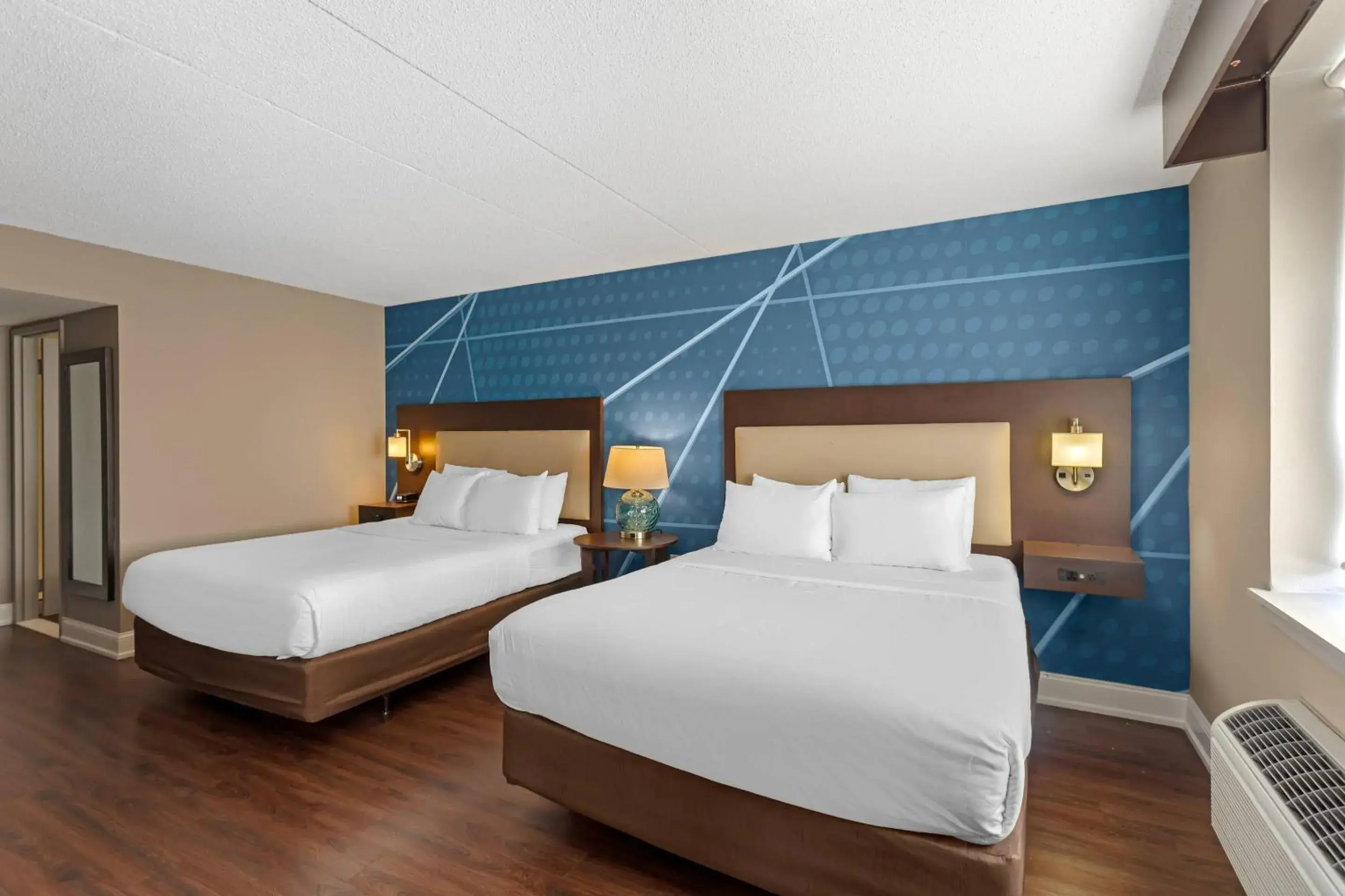 Efficiency Family Suite with Two Queen Beds and Living room - Non Smoking in Comfort Inn & Suites Pottstown Eastern Gateway Efficiency Family Suite with Two Queen Beds and Living room - Non Smoking in Comfort Inn & Suites Pottstown Eastern Gateway