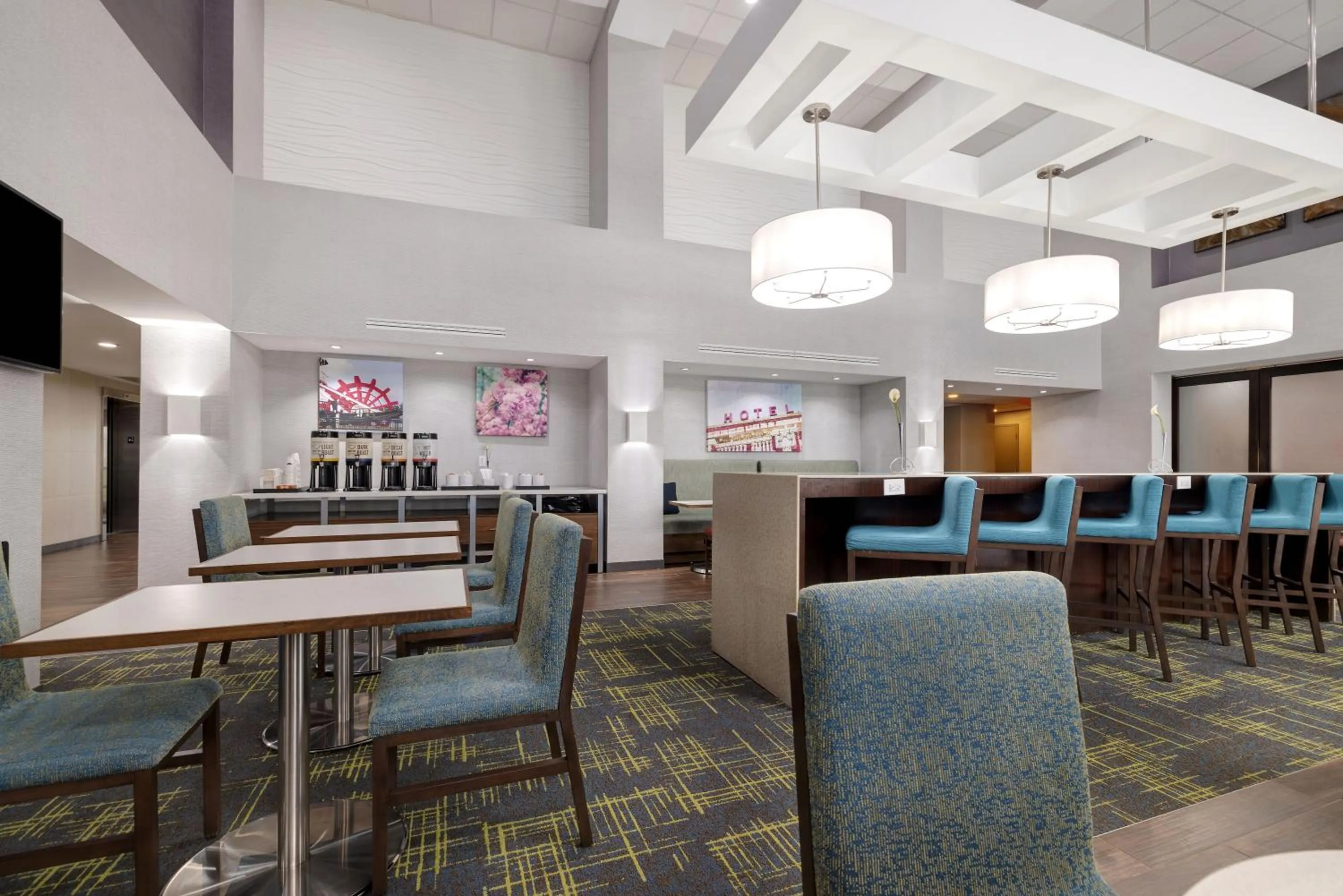 Lobby or reception in Hampton Inn & Suites Shreveport