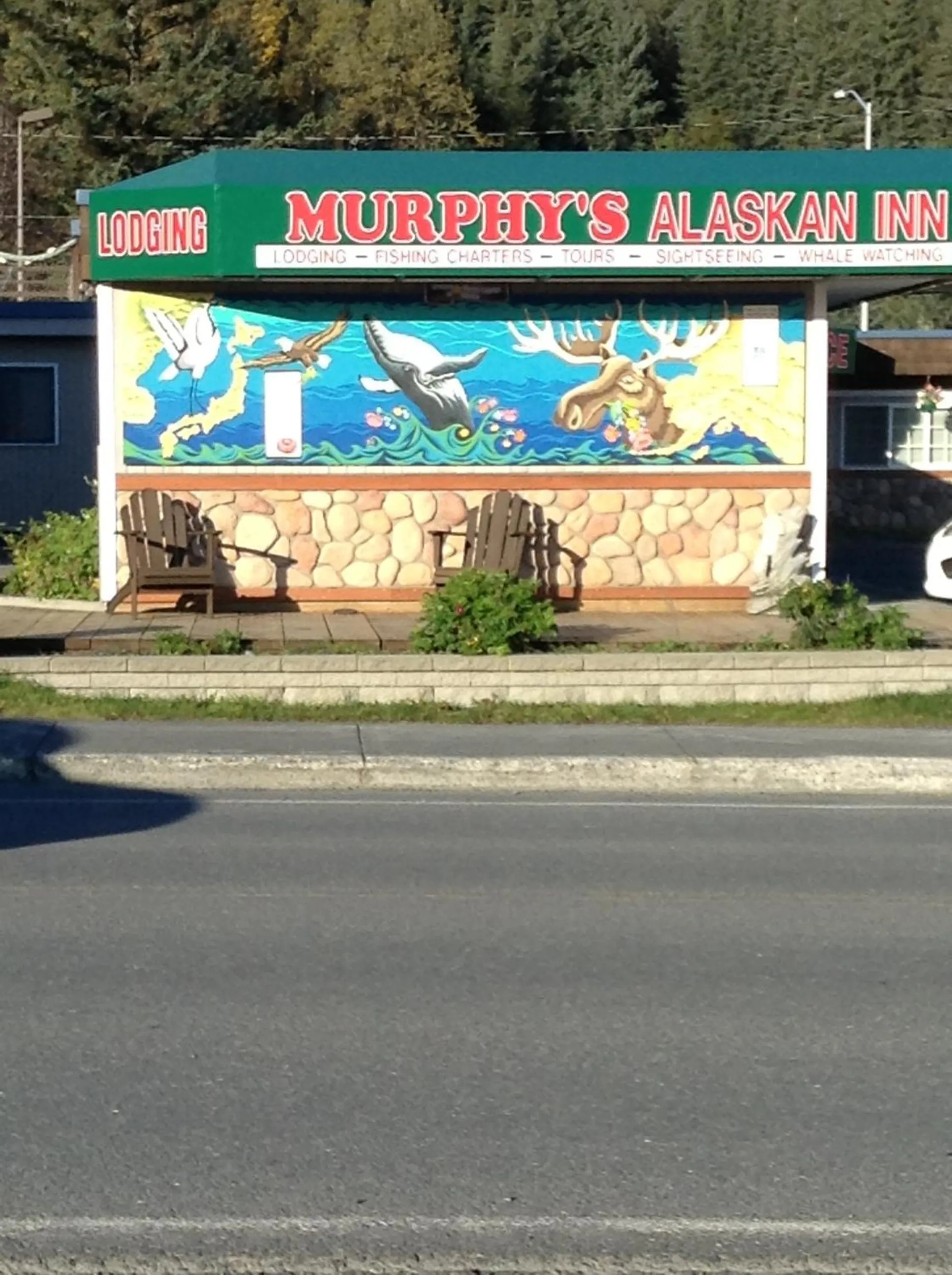 Facade/entrance in Murphy's Alaskan Inn
