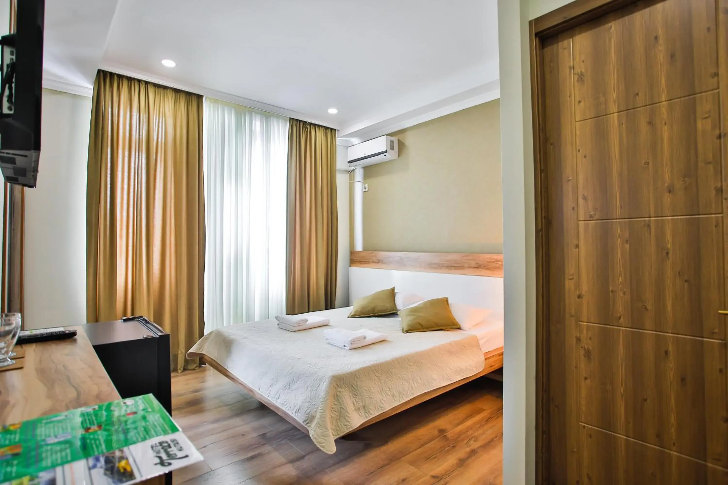 Standard Double Room - single occupancy in Hotel Terrace Kutaisi Standard Double Room - single occupancy in Hotel Terrace Kutaisi