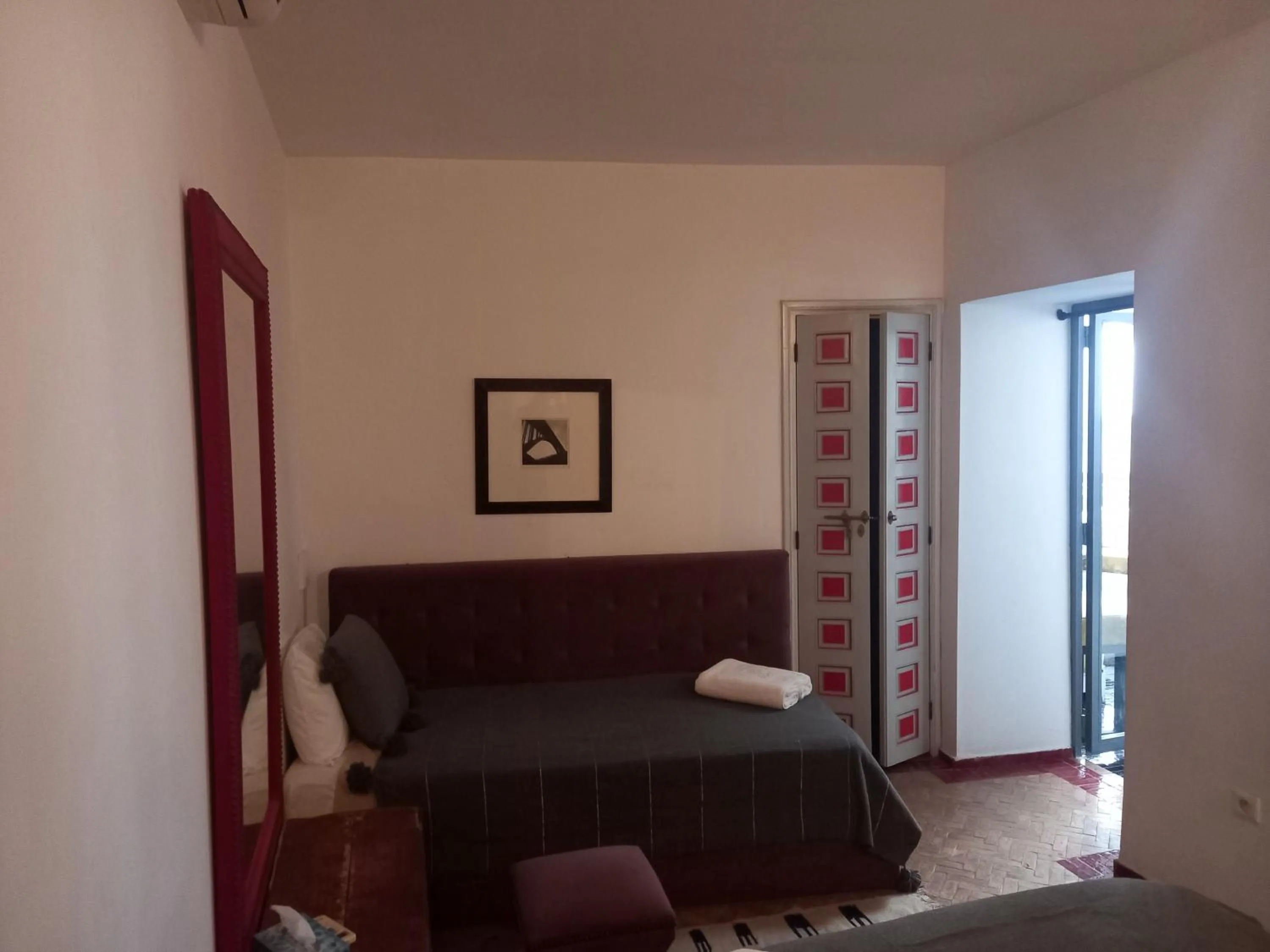 Bed in Riad Les Jardins des Lilas