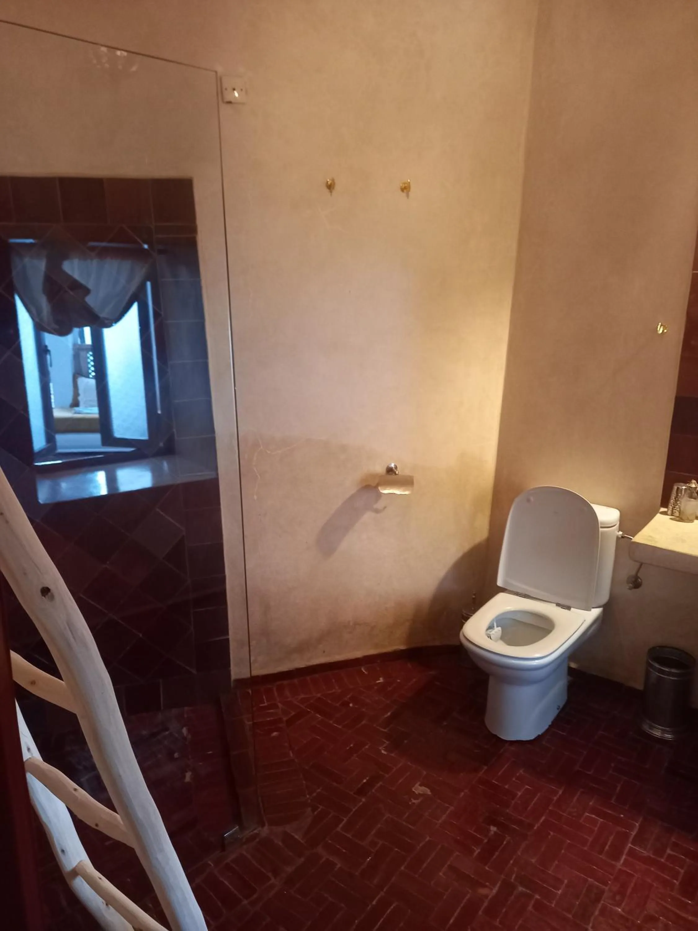 Shower in Riad Les Jardins des Lilas