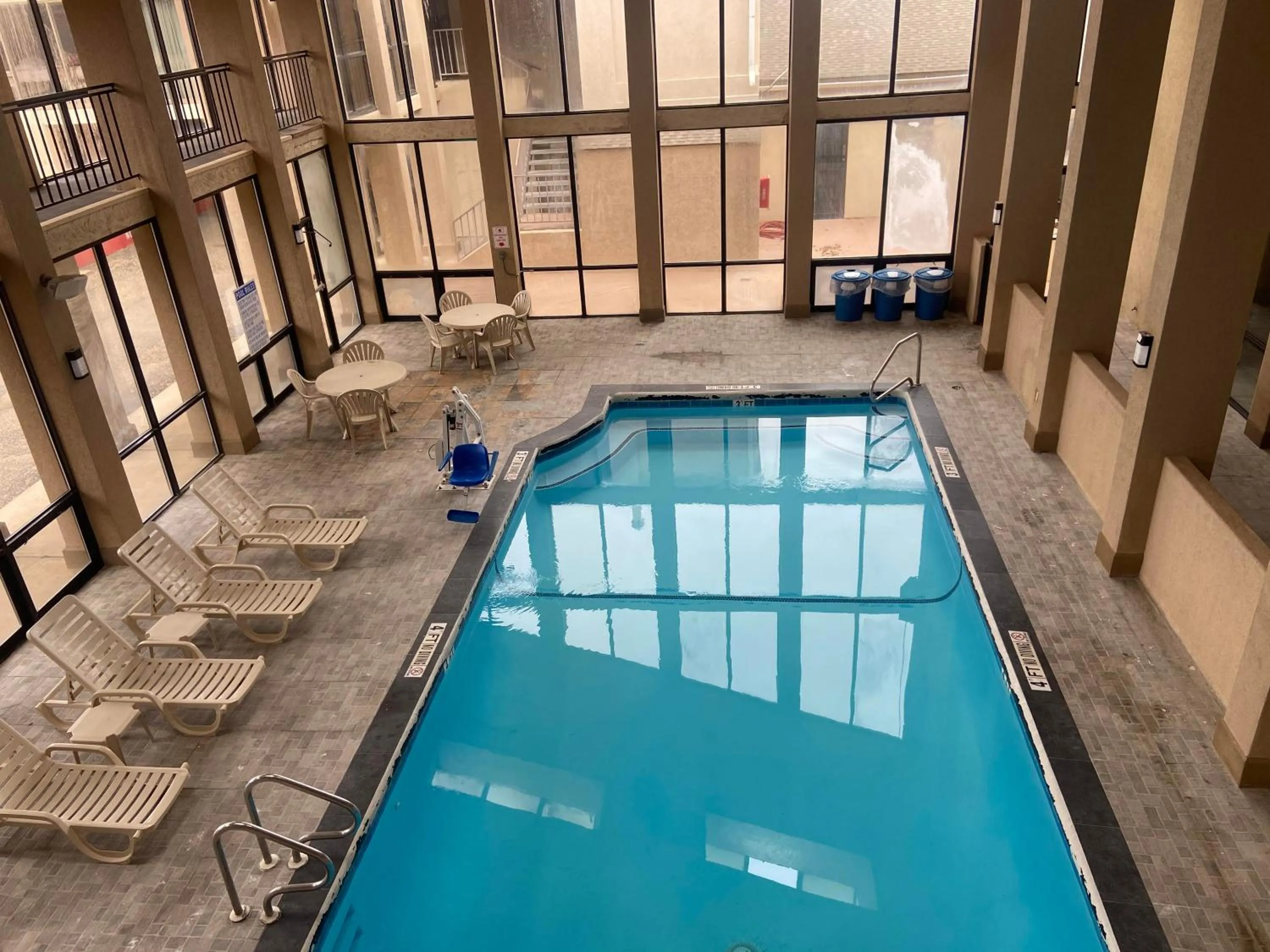 Swimming pool in Quality Inn Amarillo West near Medical Center
