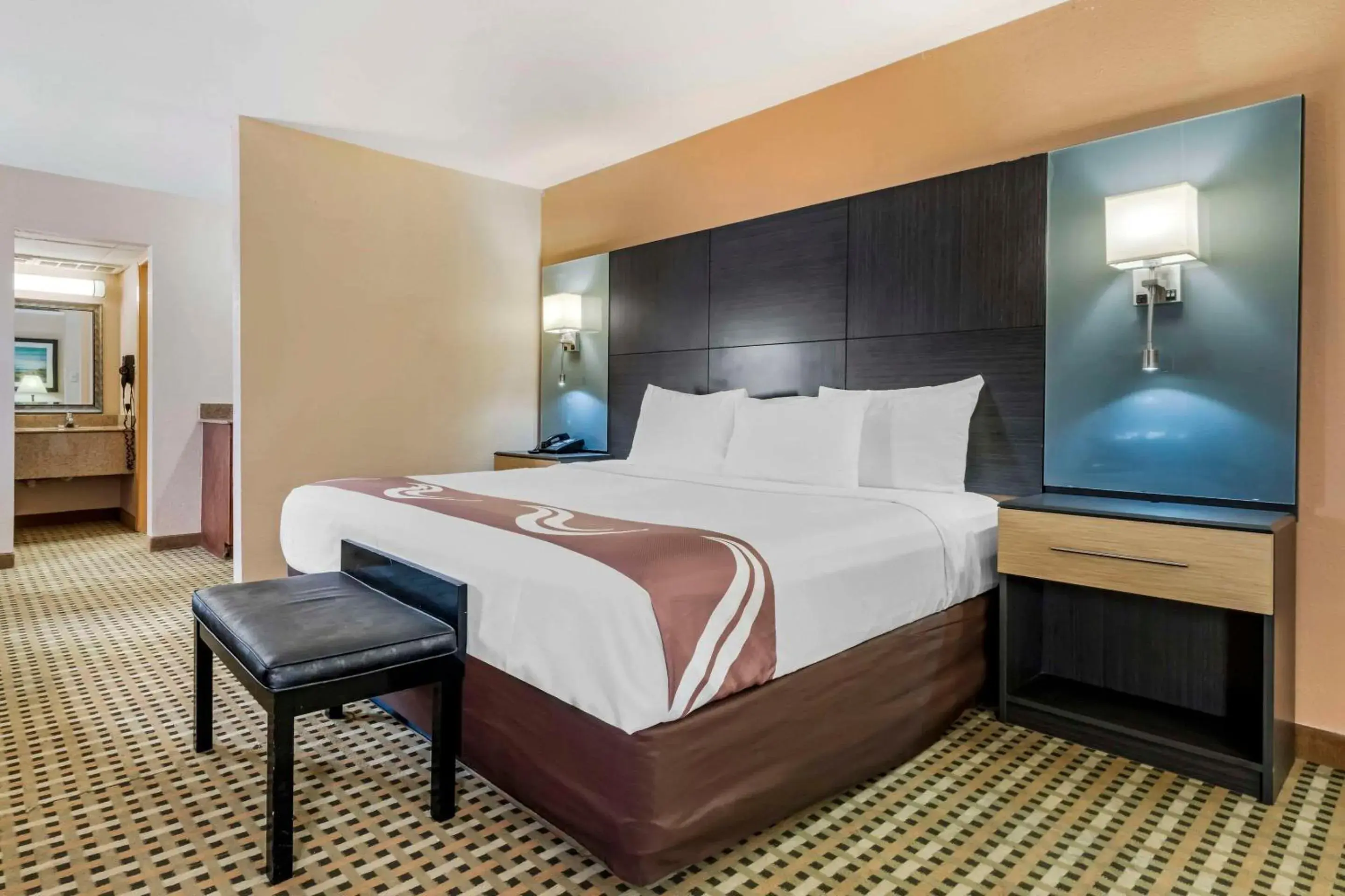 Bedroom, Bed in Quality Inn Amarillo West near Medical Center Bedroom, Bed in Quality Inn Amarillo West near Medical Center