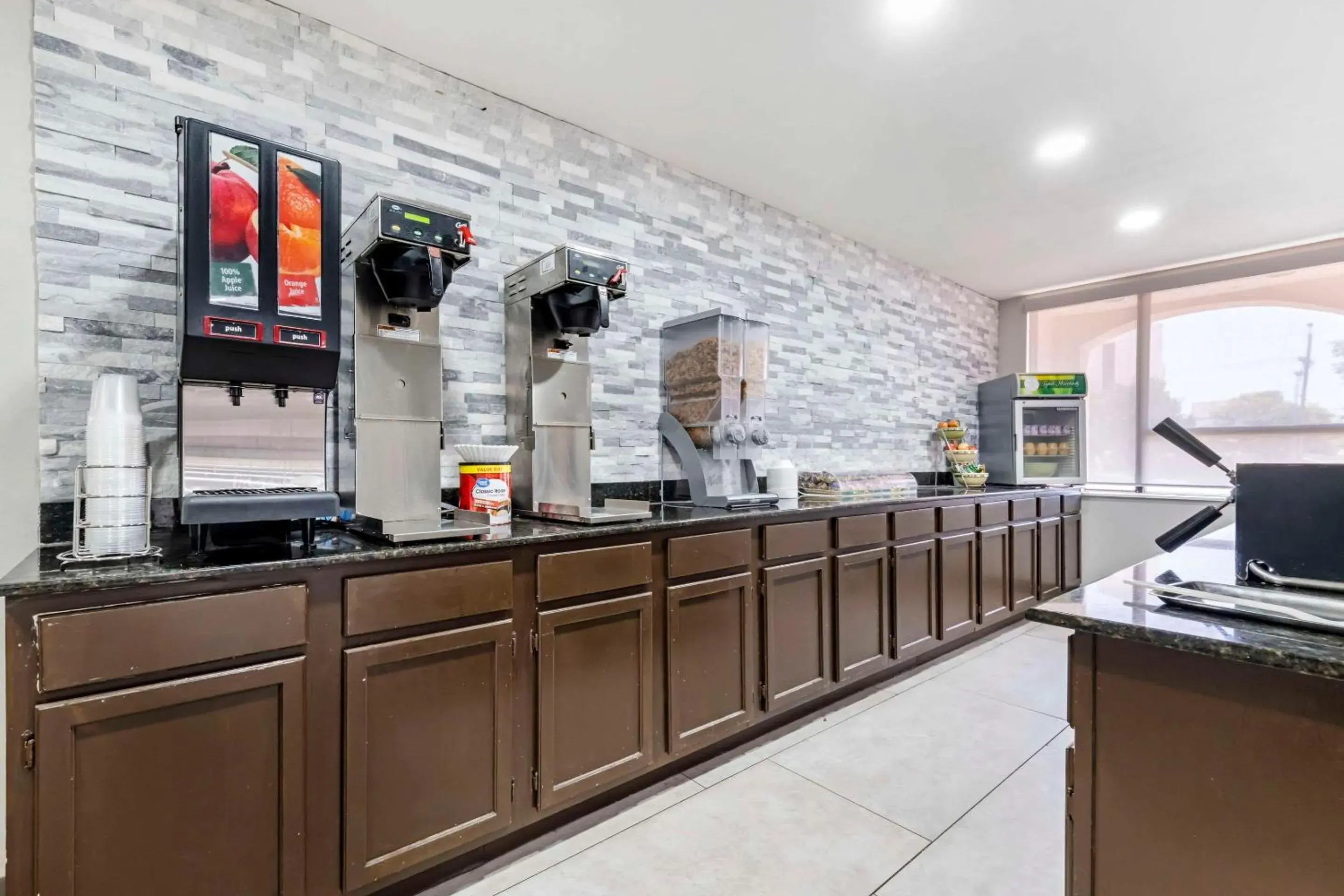 Breakfast in Quality Inn Amarillo West near Medical Center Breakfast in Quality Inn Amarillo West near Medical Center