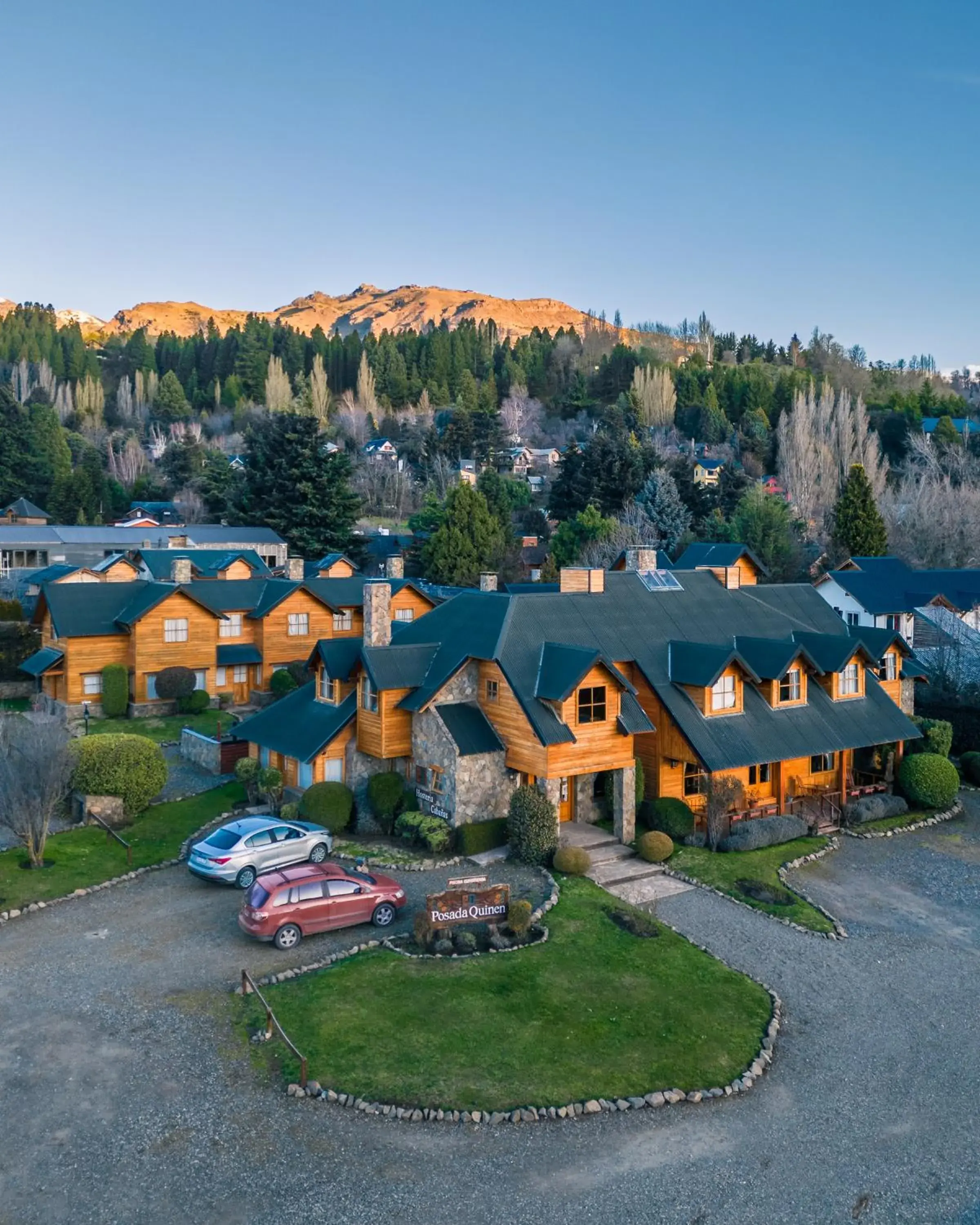 Facade/entrance in Hosteria y Cabañas Posada Quinen Facade/entrance in Hosteria y Cabañas Posada Quinen