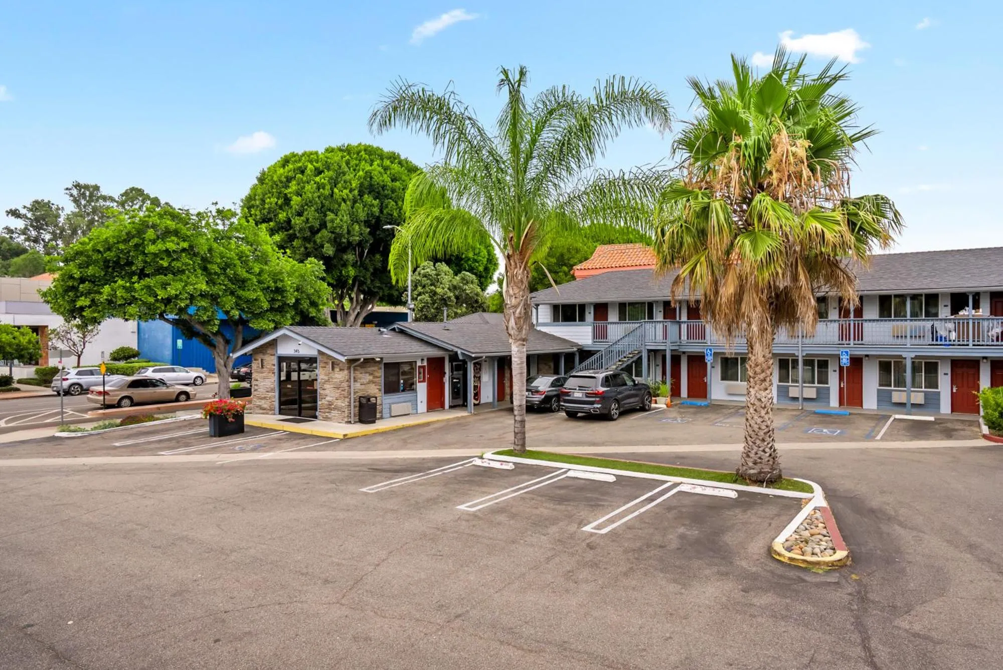 Avenue Inn Downtown District SLO