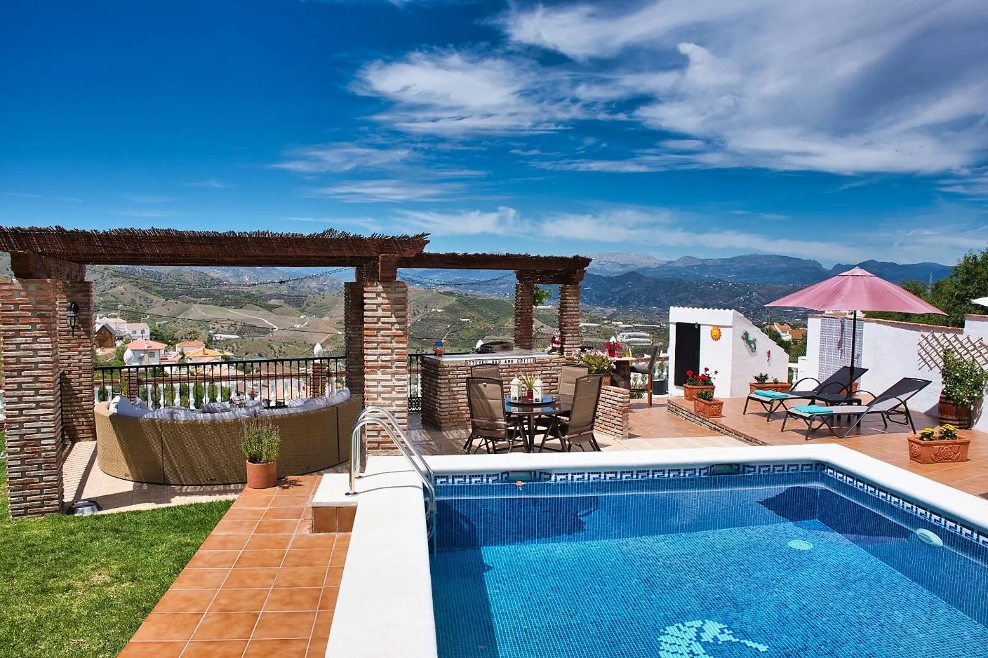 Swimming pool in Casa las Torres B&B