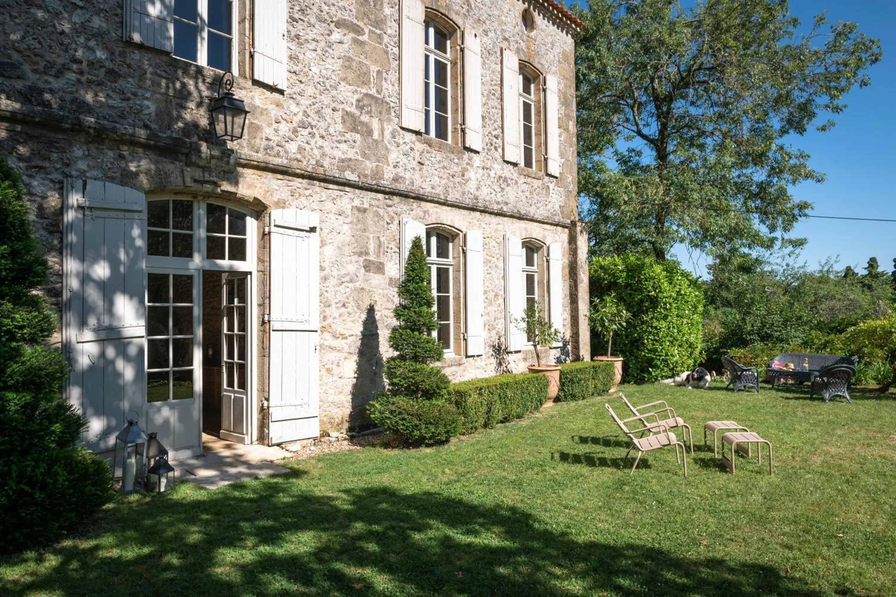 Facade/entrance in Maison Le Sèpe - Vignoble Bio et Maison d'hôtes