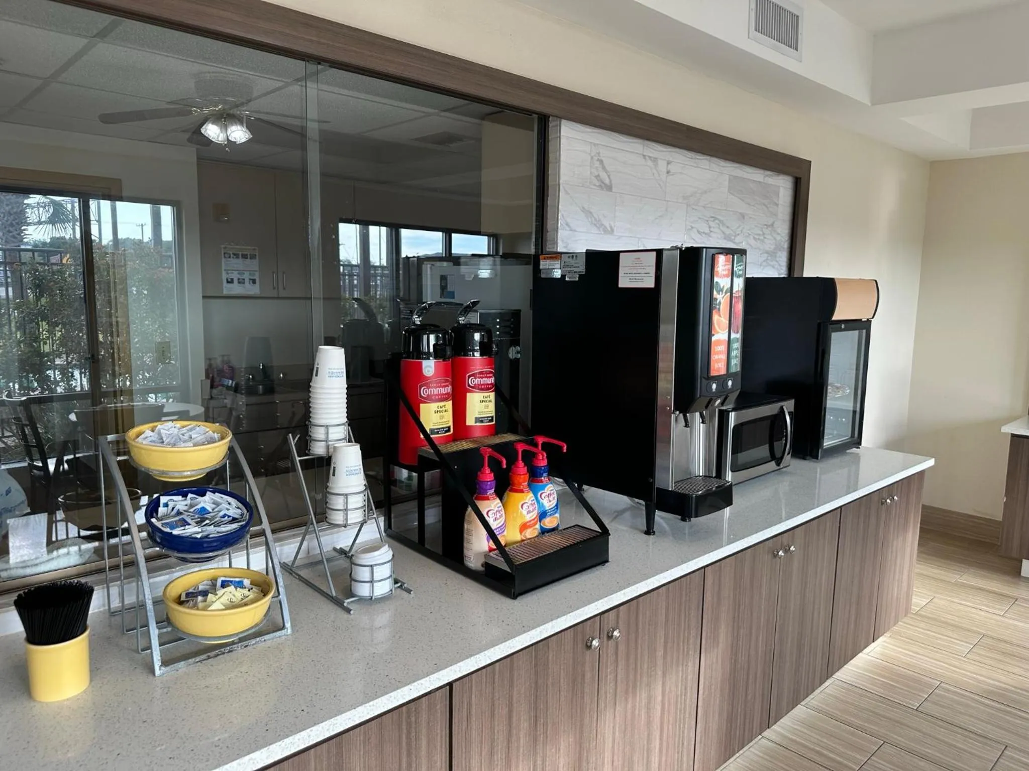 Breakfast in Days Inn & Suites by Wyndham Opelousas