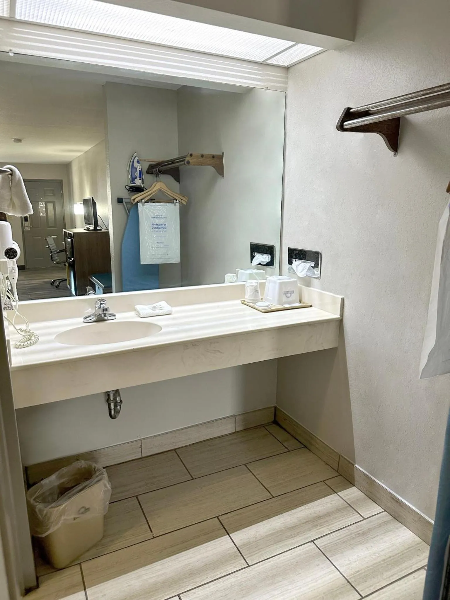 Bathroom in Days Inn & Suites by Wyndham Opelousas