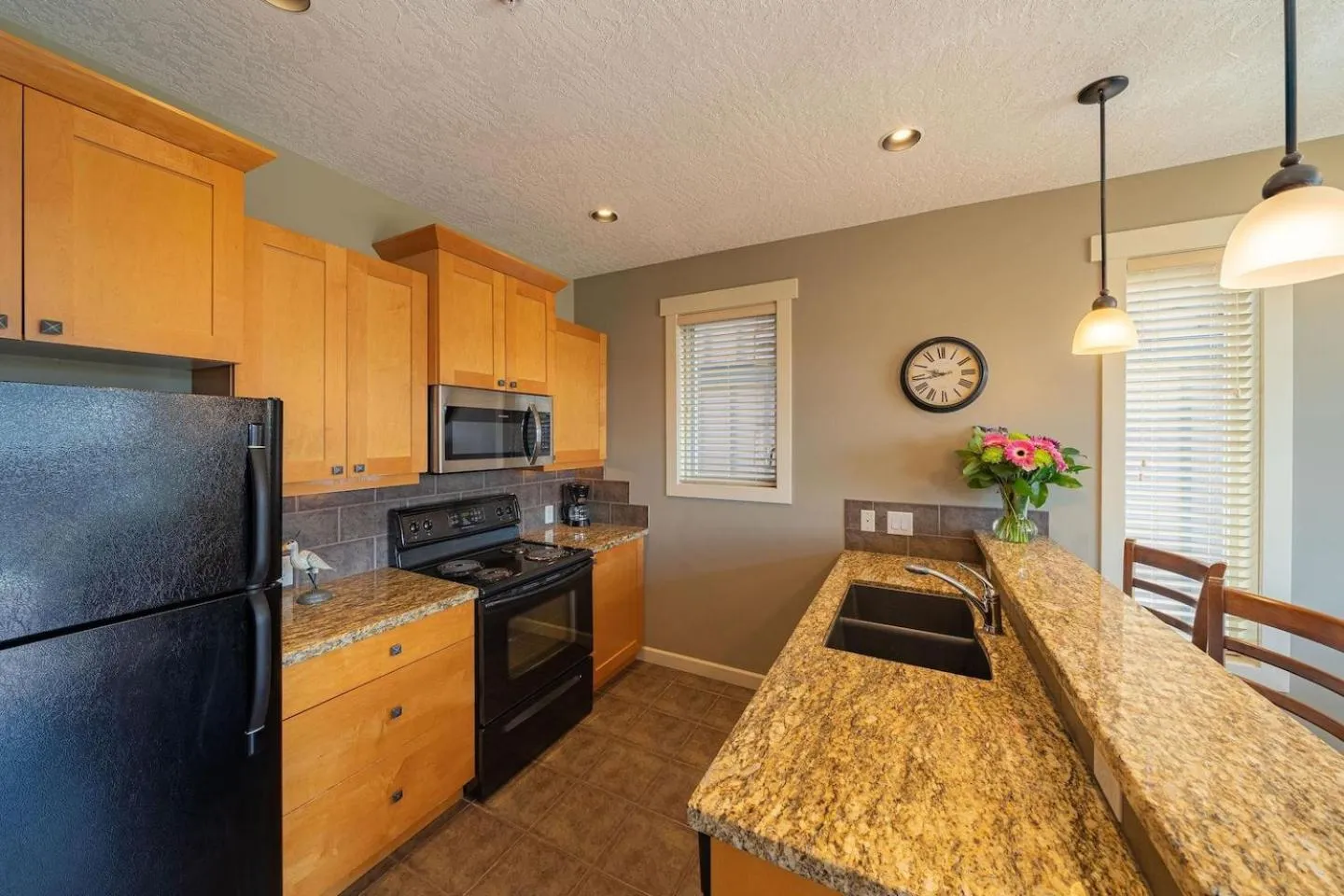 Sooke Harbour Resort & Marina