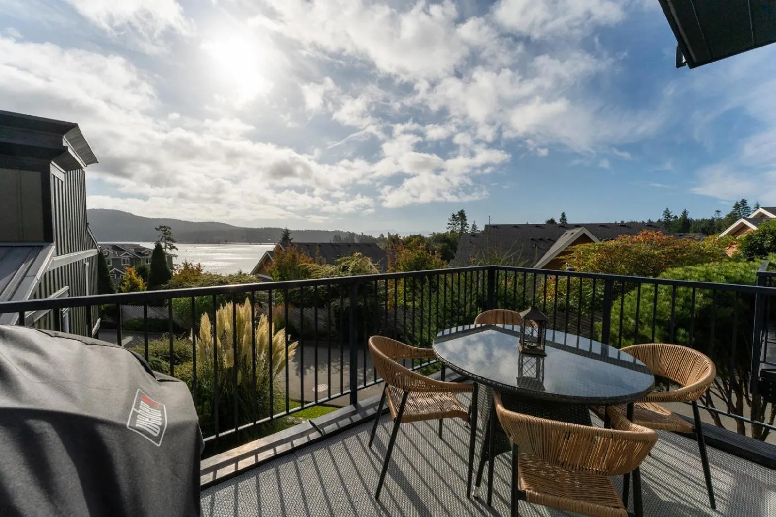 Sooke Harbour Resort & Marina