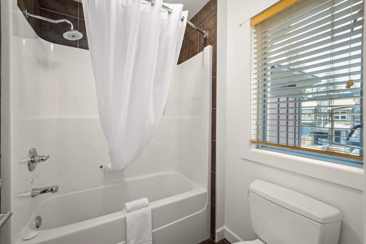 Sooke Harbour Resort & Marina