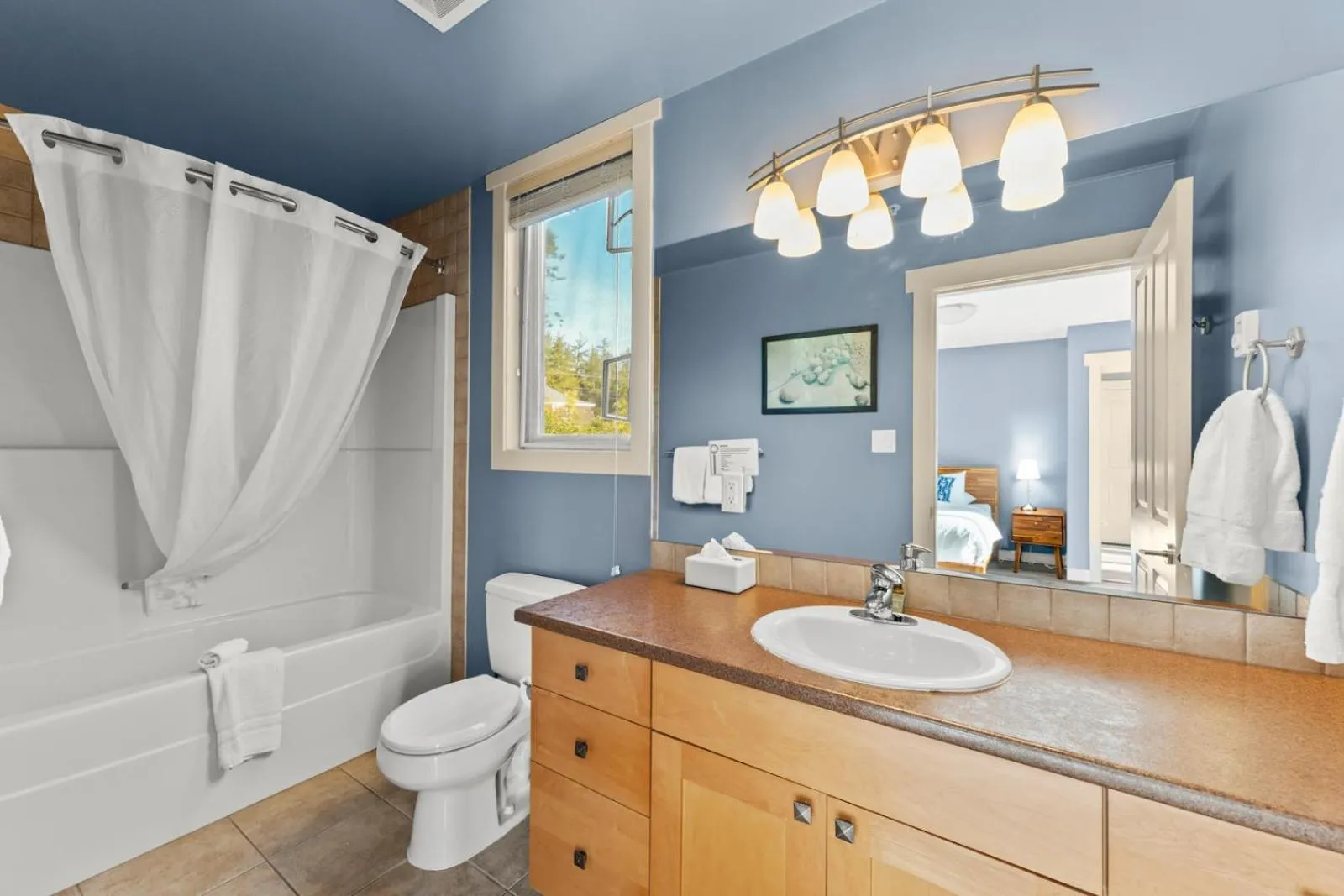 Sooke Harbour Resort & Marina