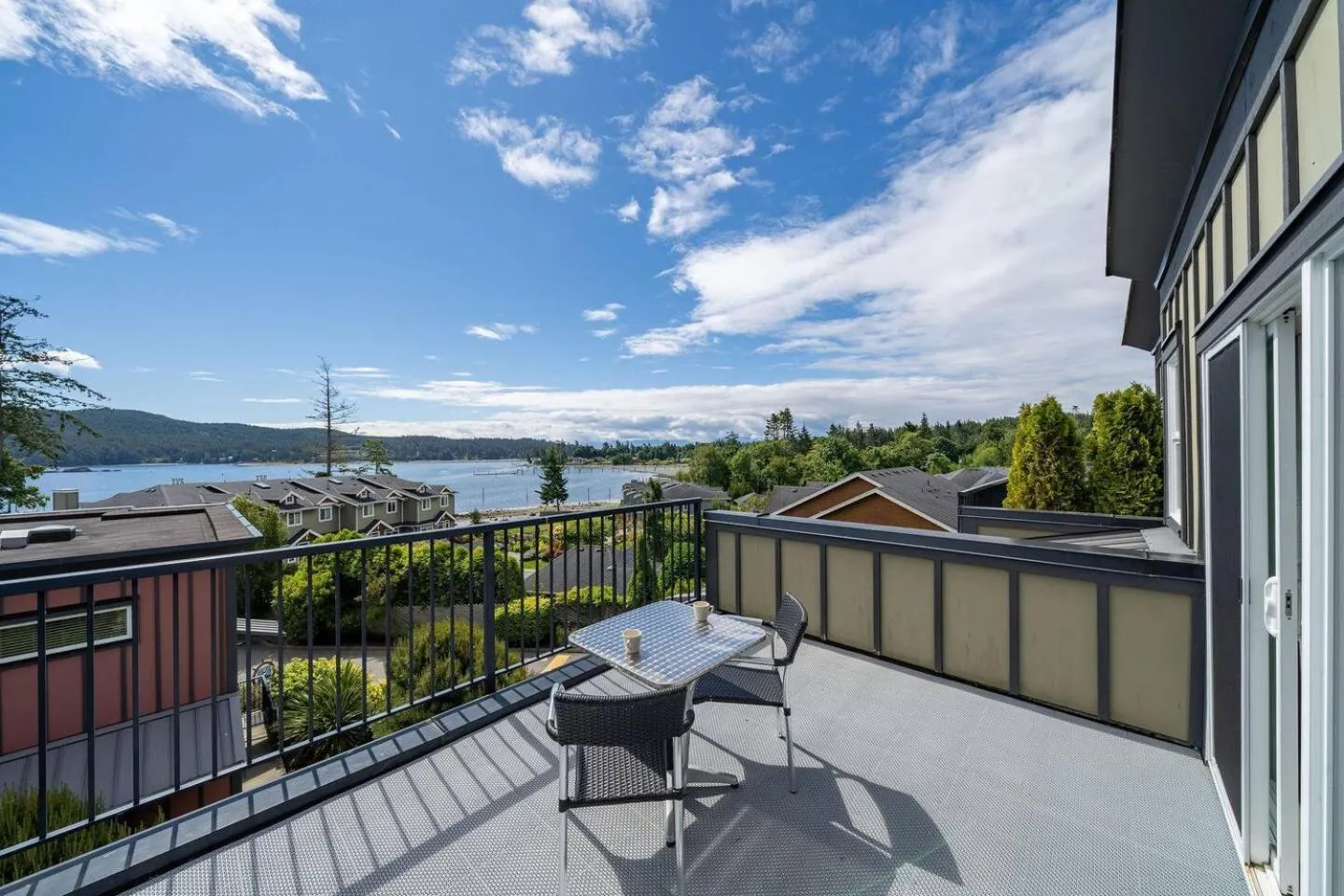 Sooke Harbour Resort & Marina