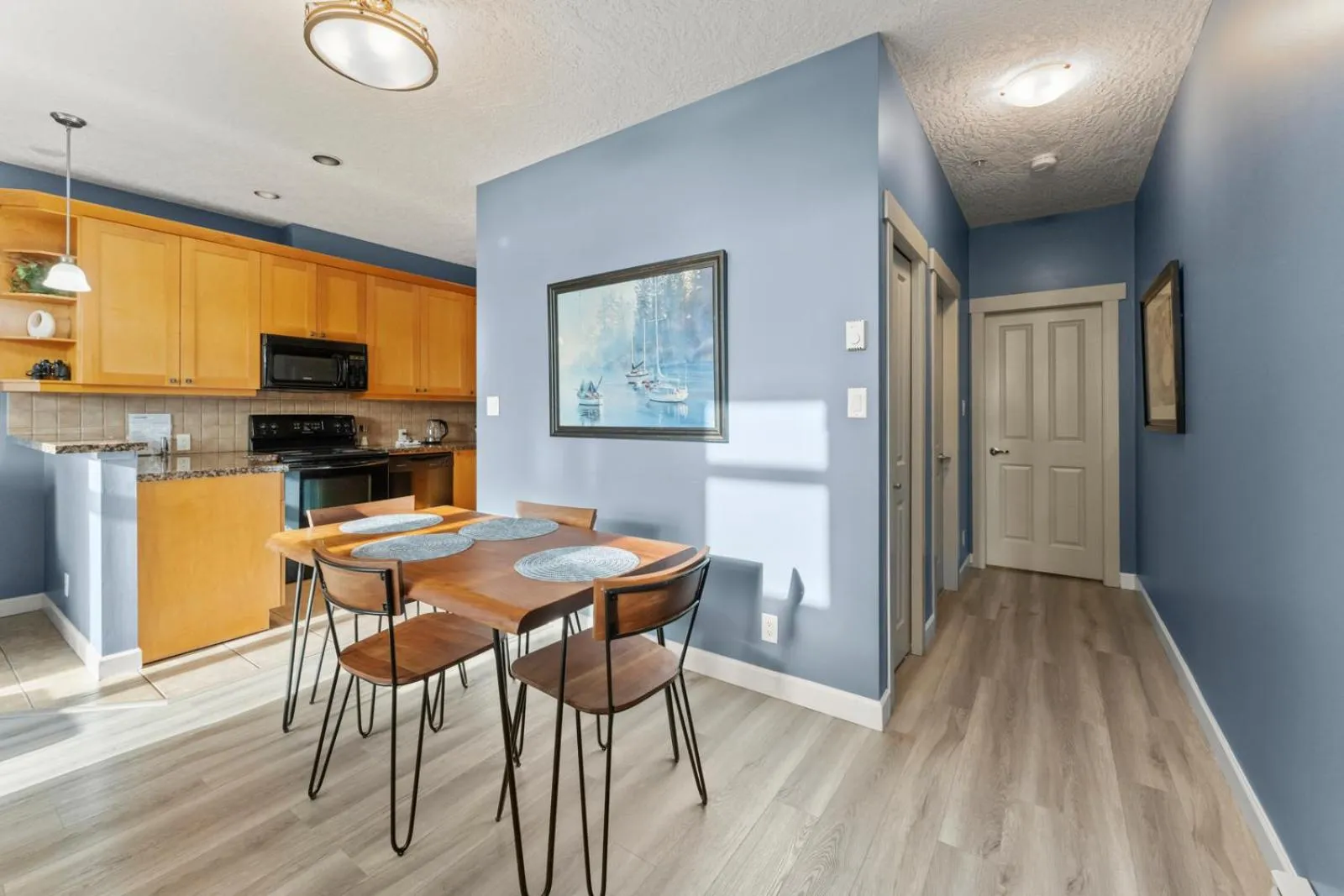 Sooke Harbour Resort & Marina