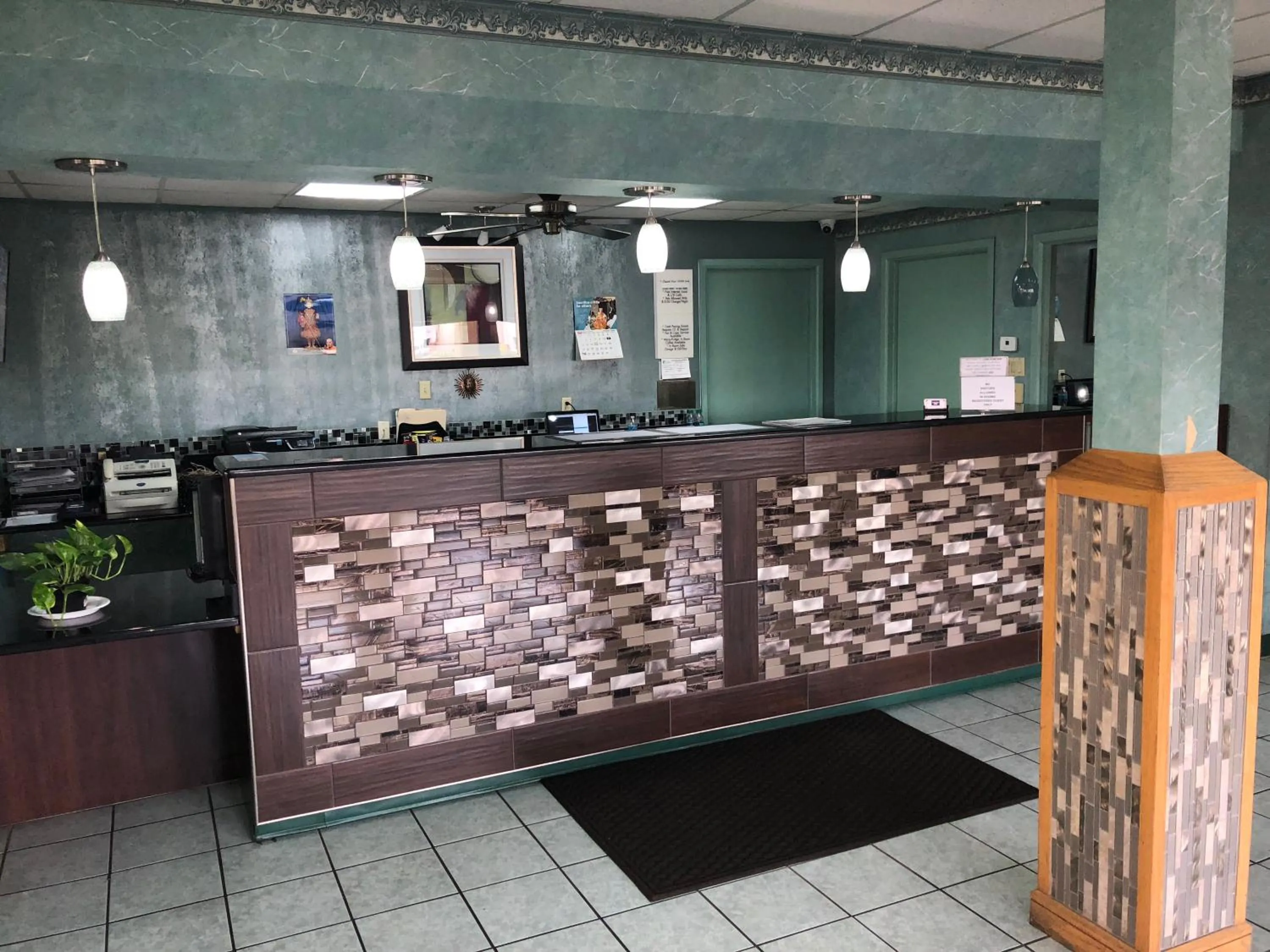 Lone Star Inn