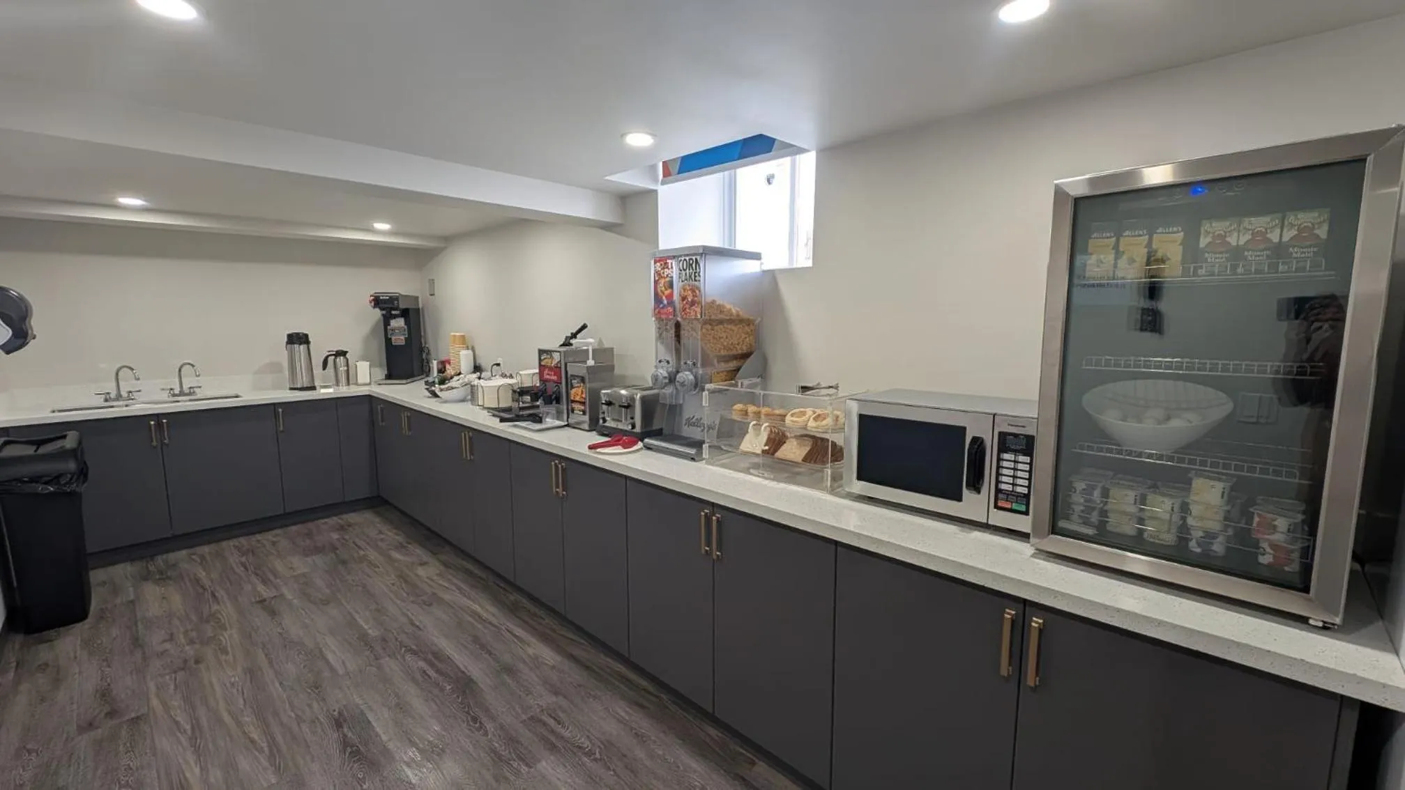 Breakfast in Northland Motel