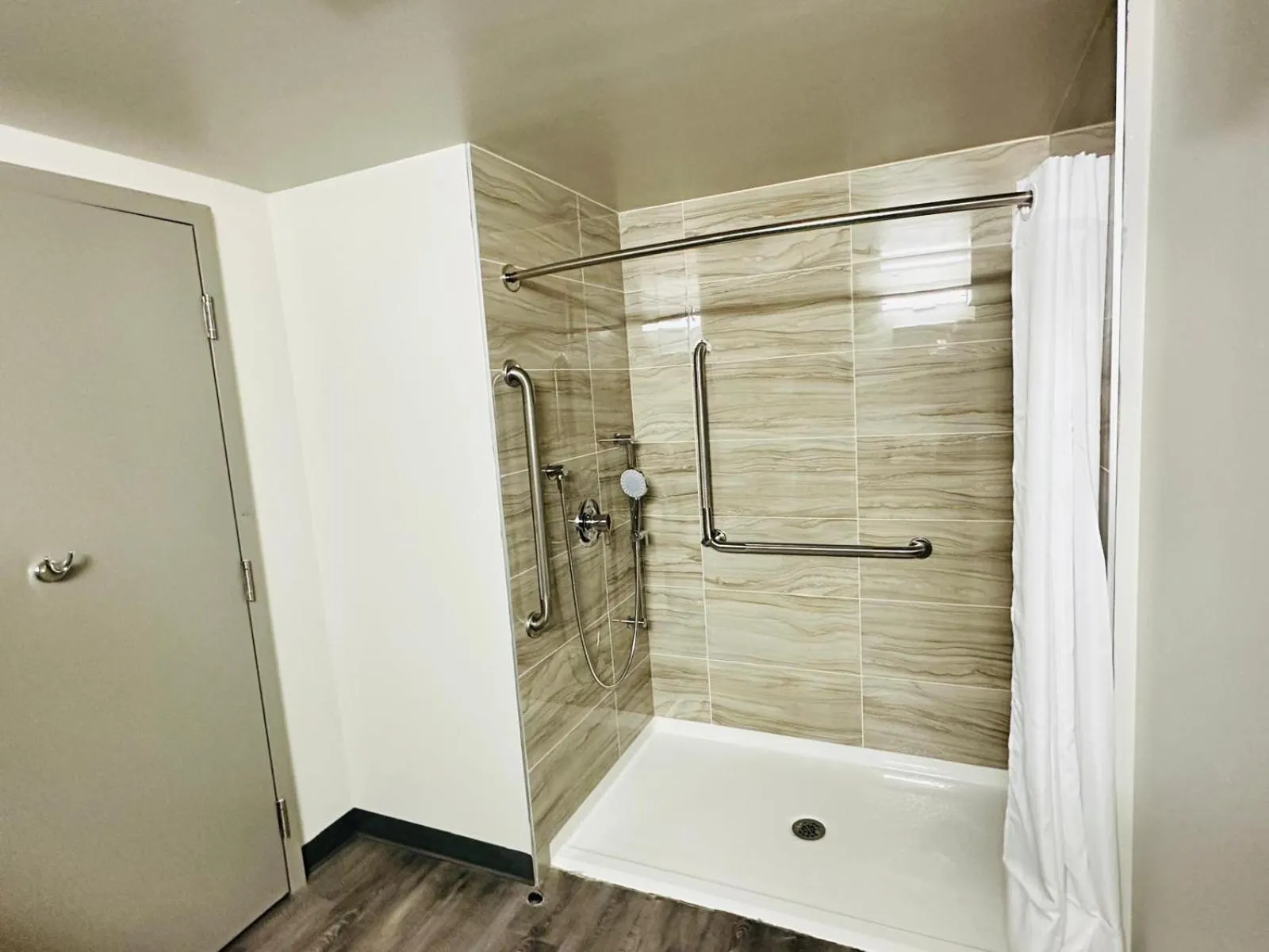 Bathroom in Northland Motel