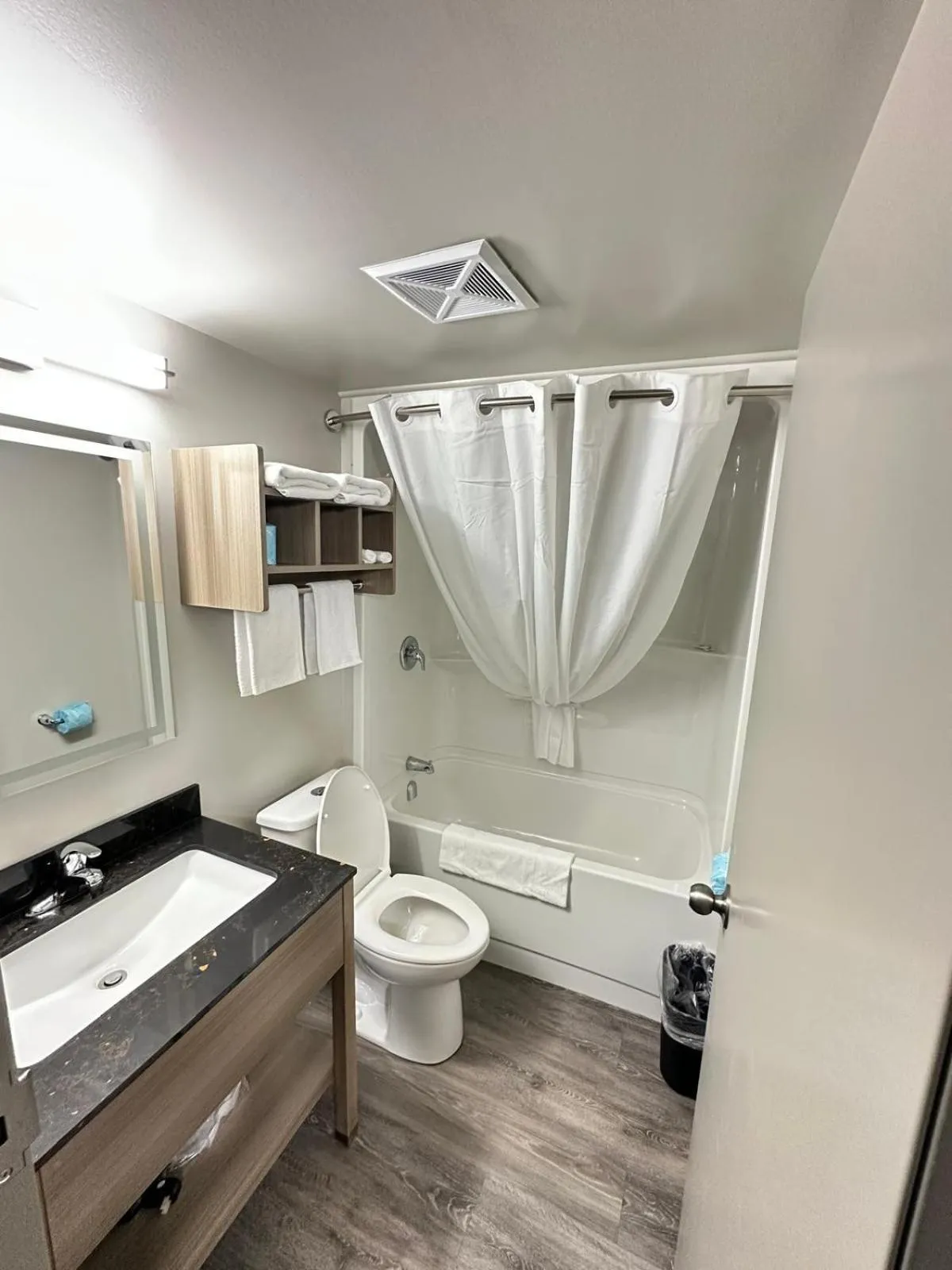 Bathroom in Northland Motel