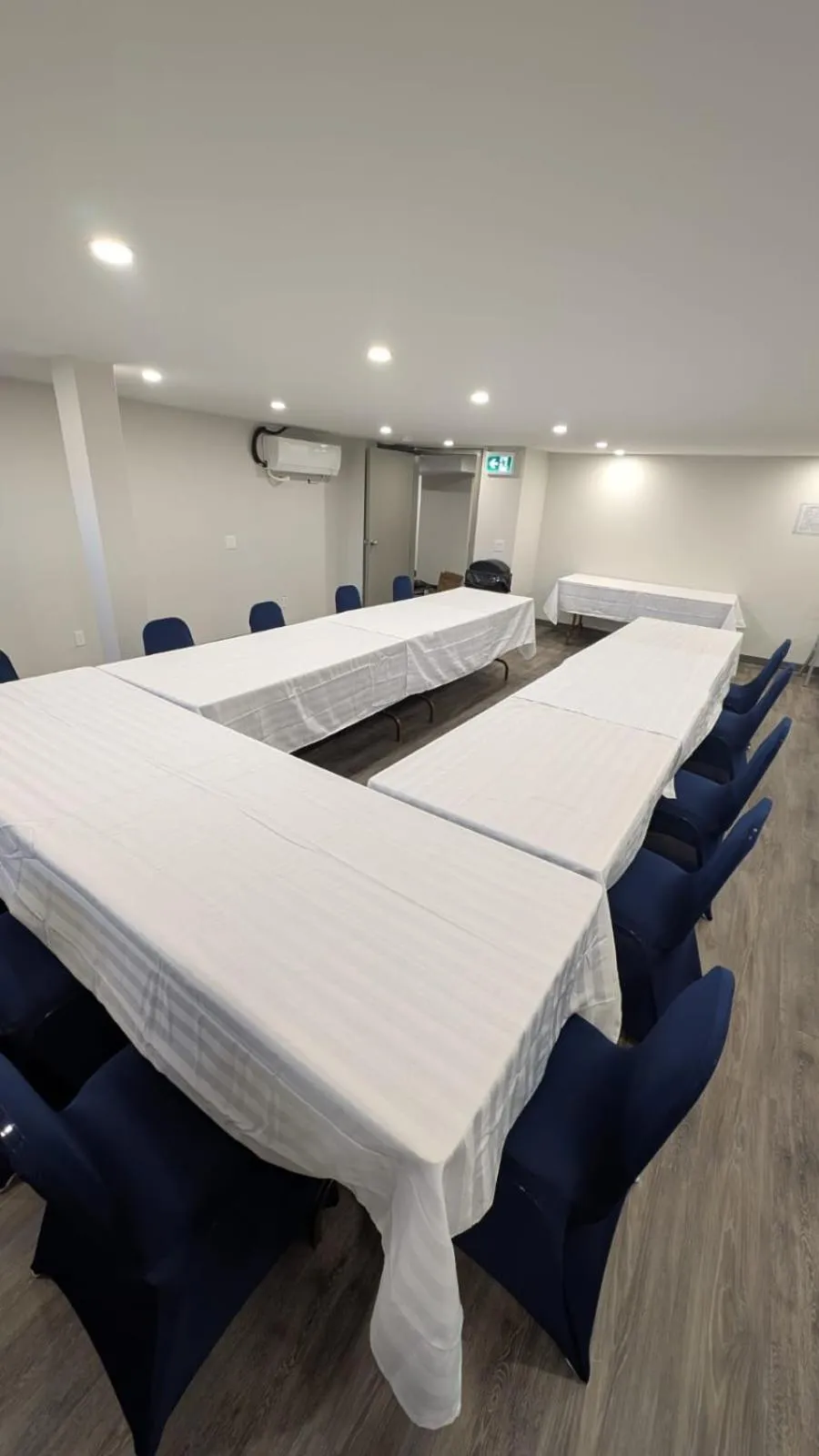 Meeting/conference room in Northland Motel