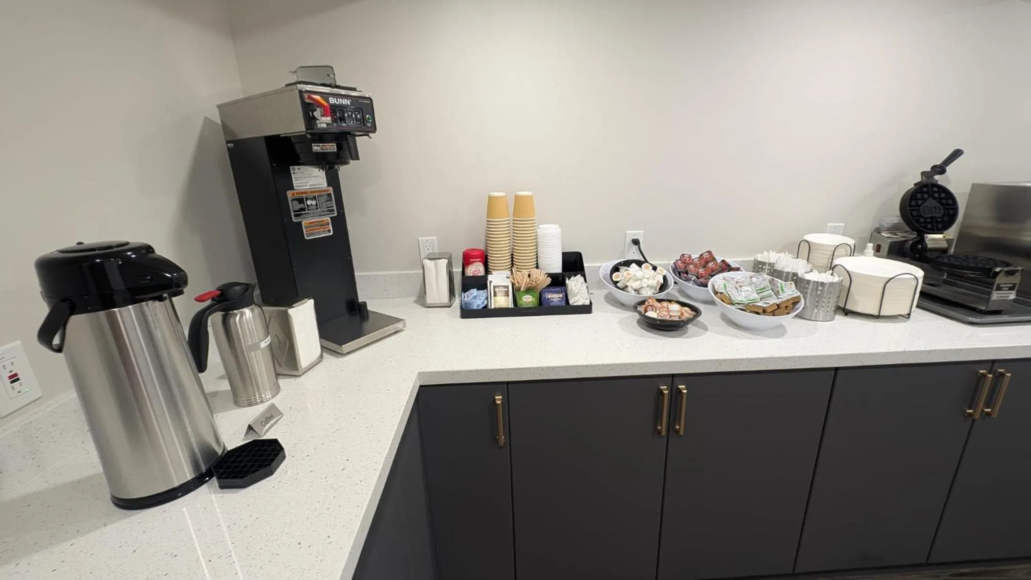Coffee/tea facilities in Northland Motel