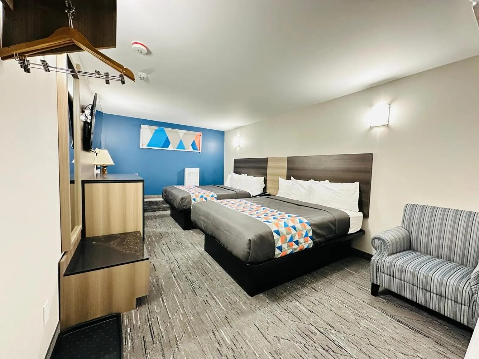 Photo of the whole room, Bed in Northland Motel